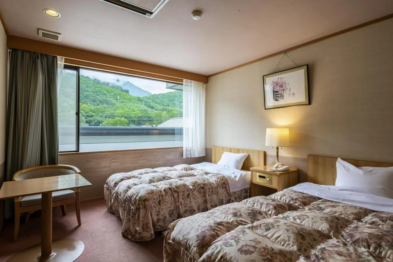 Bed in Kurobe View Hotel
