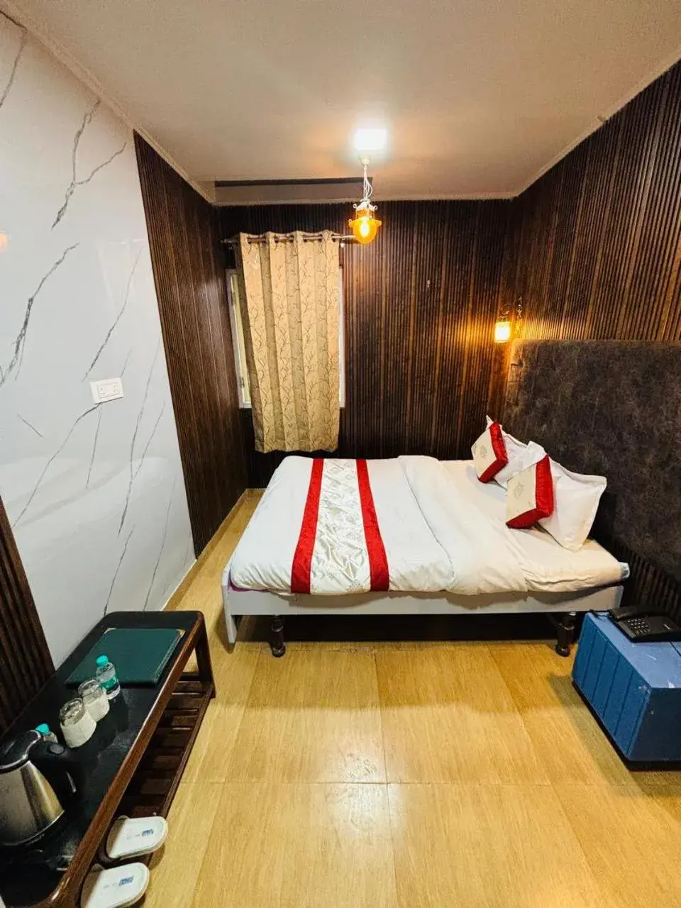 Standard Double Room in Hotel Amar Standard Double Room in Hotel Amar