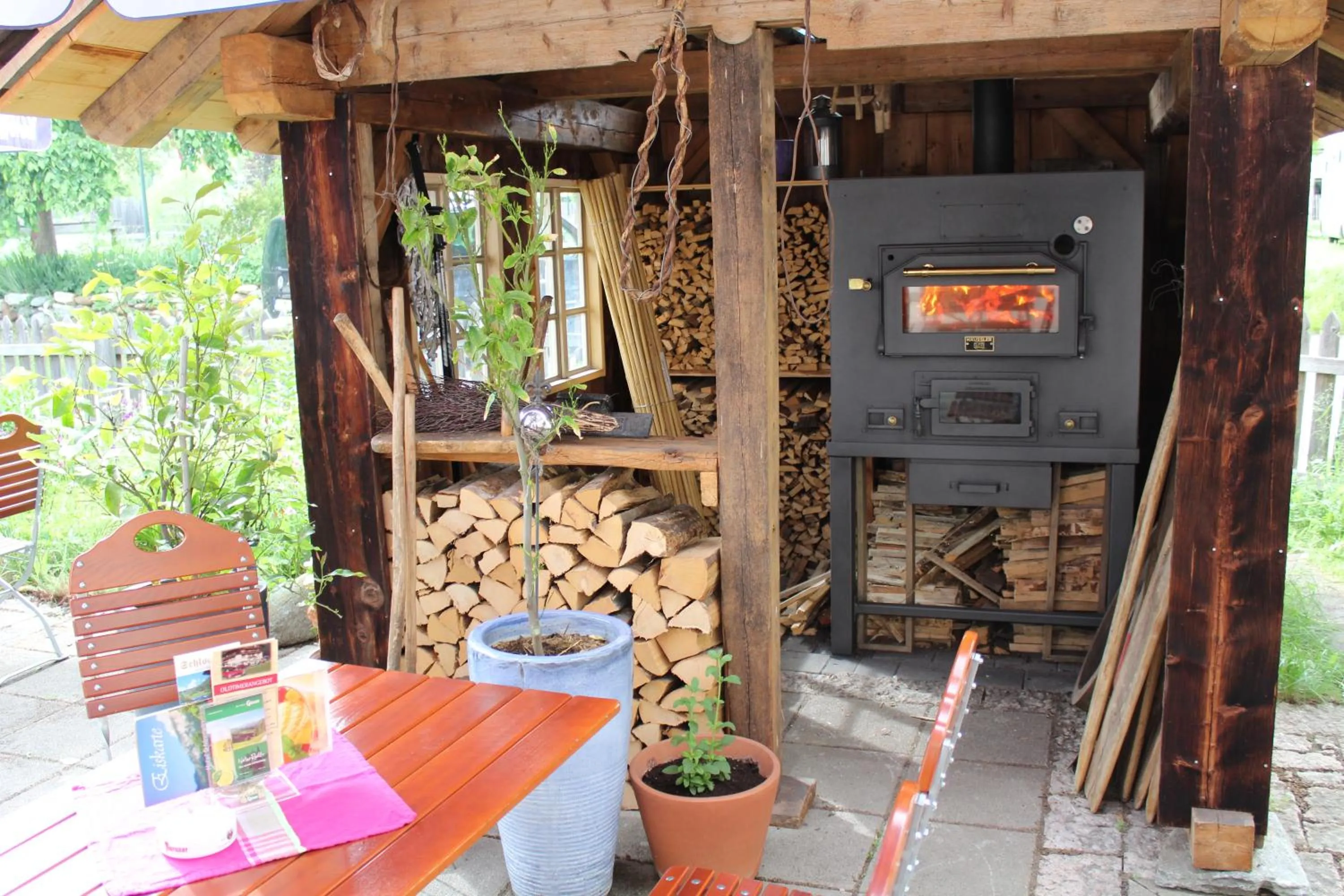 Restaurant/places to eat in Hotel Schlosswirt