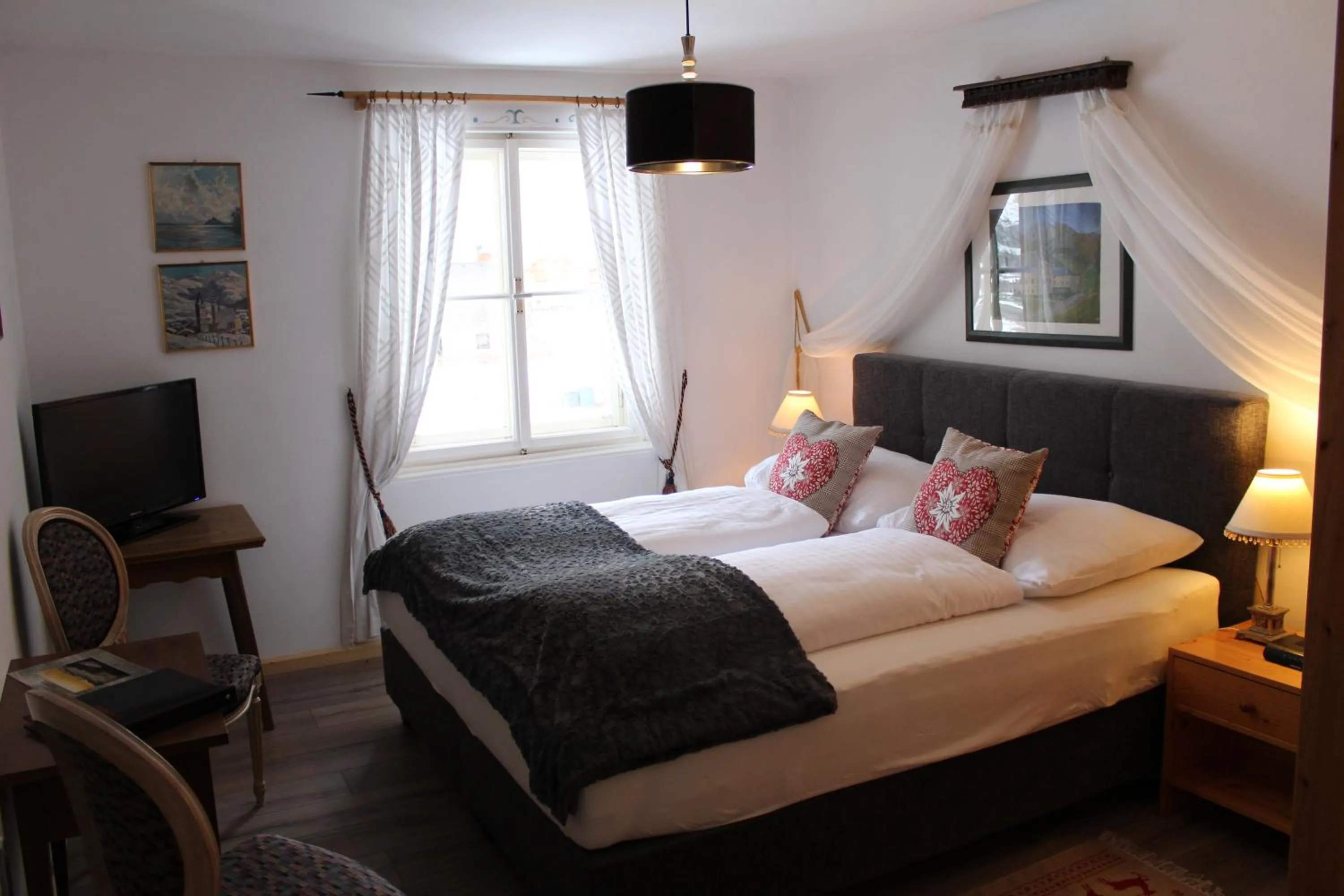 Photo of the whole room, Bed in Hotel Schlosswirt