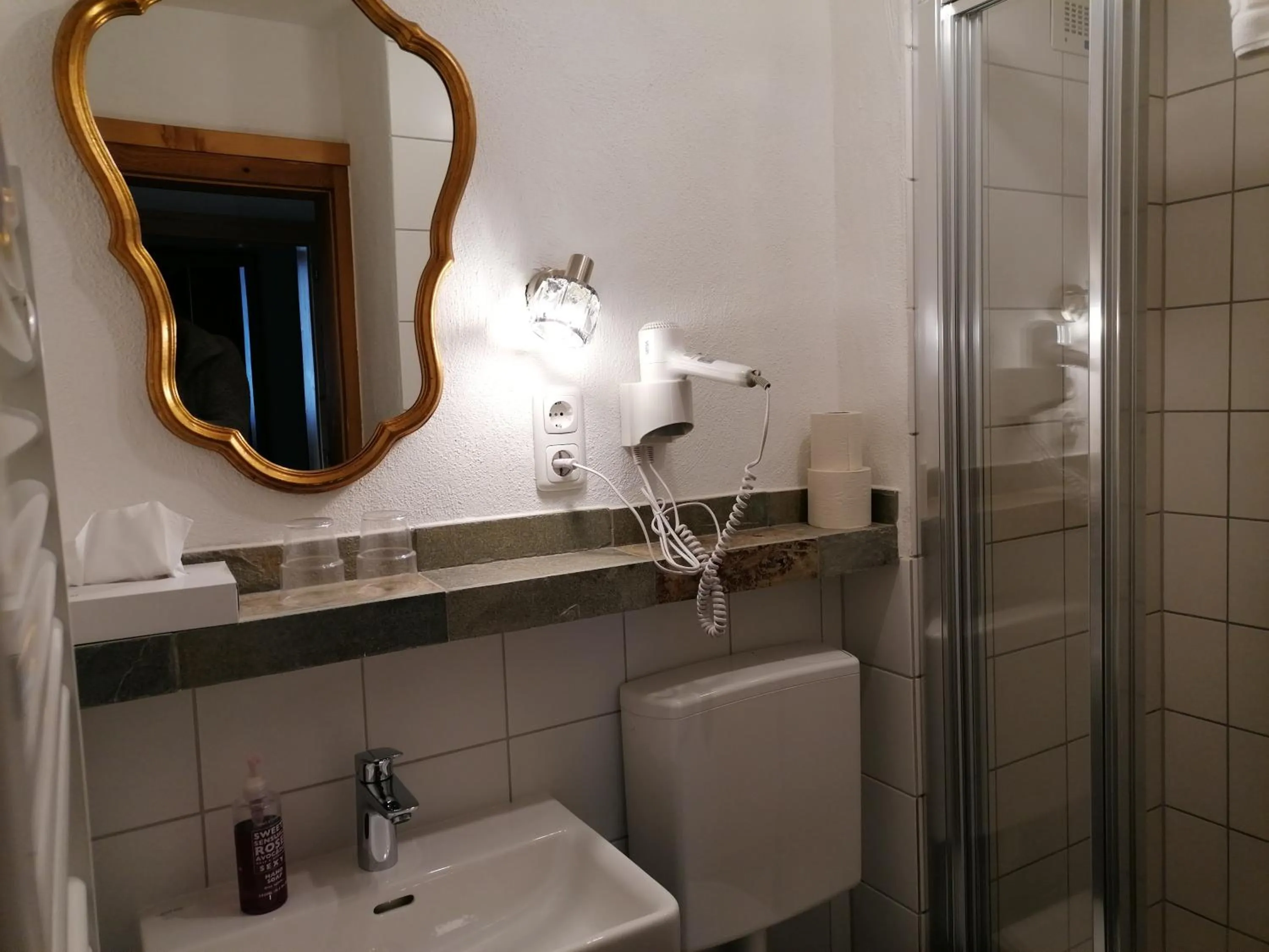 Bathroom in Hotel Schlosswirt