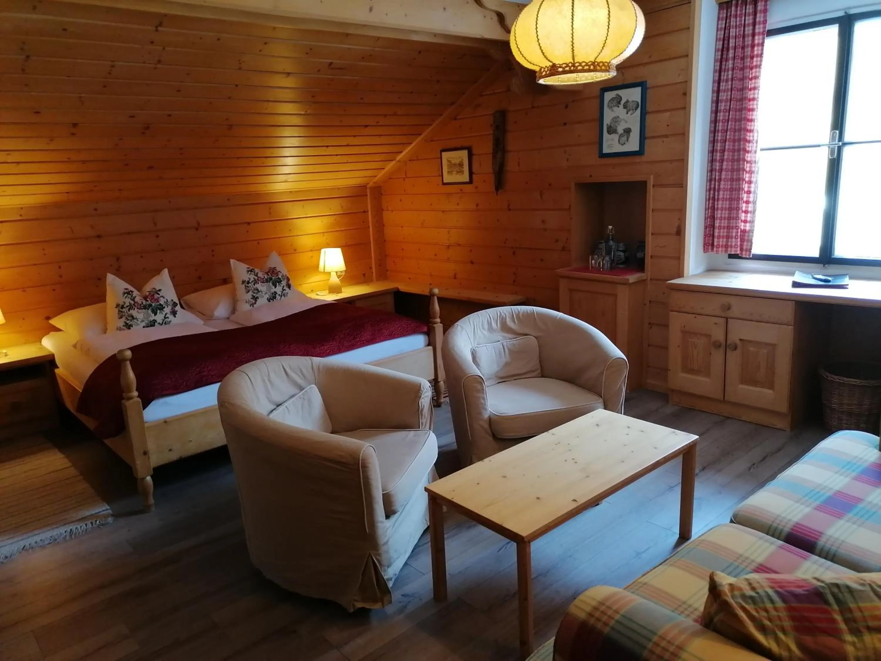 Bedroom, Bed in Hotel Schlosswirt