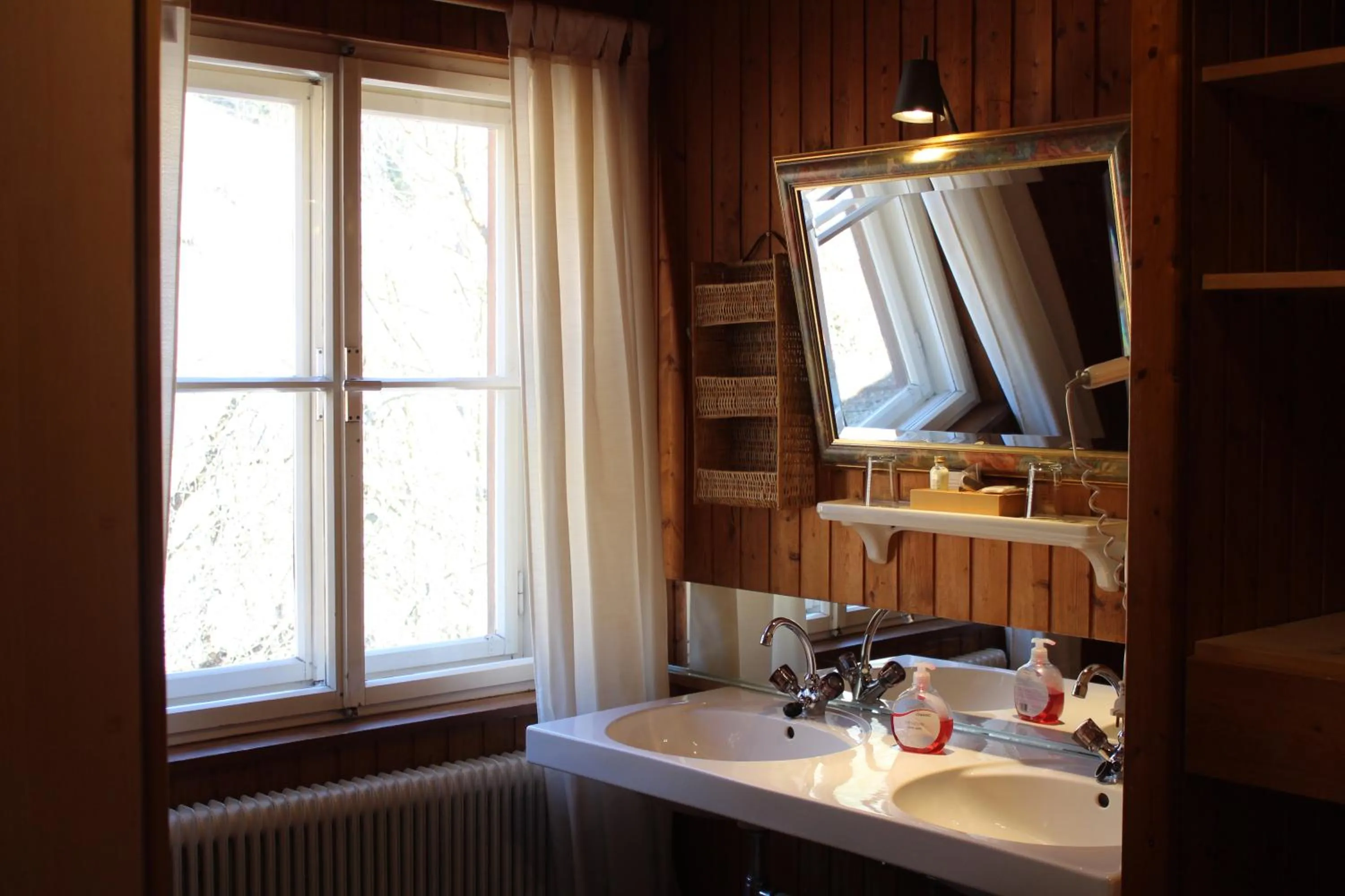 Bathroom in Hotel Schlosswirt