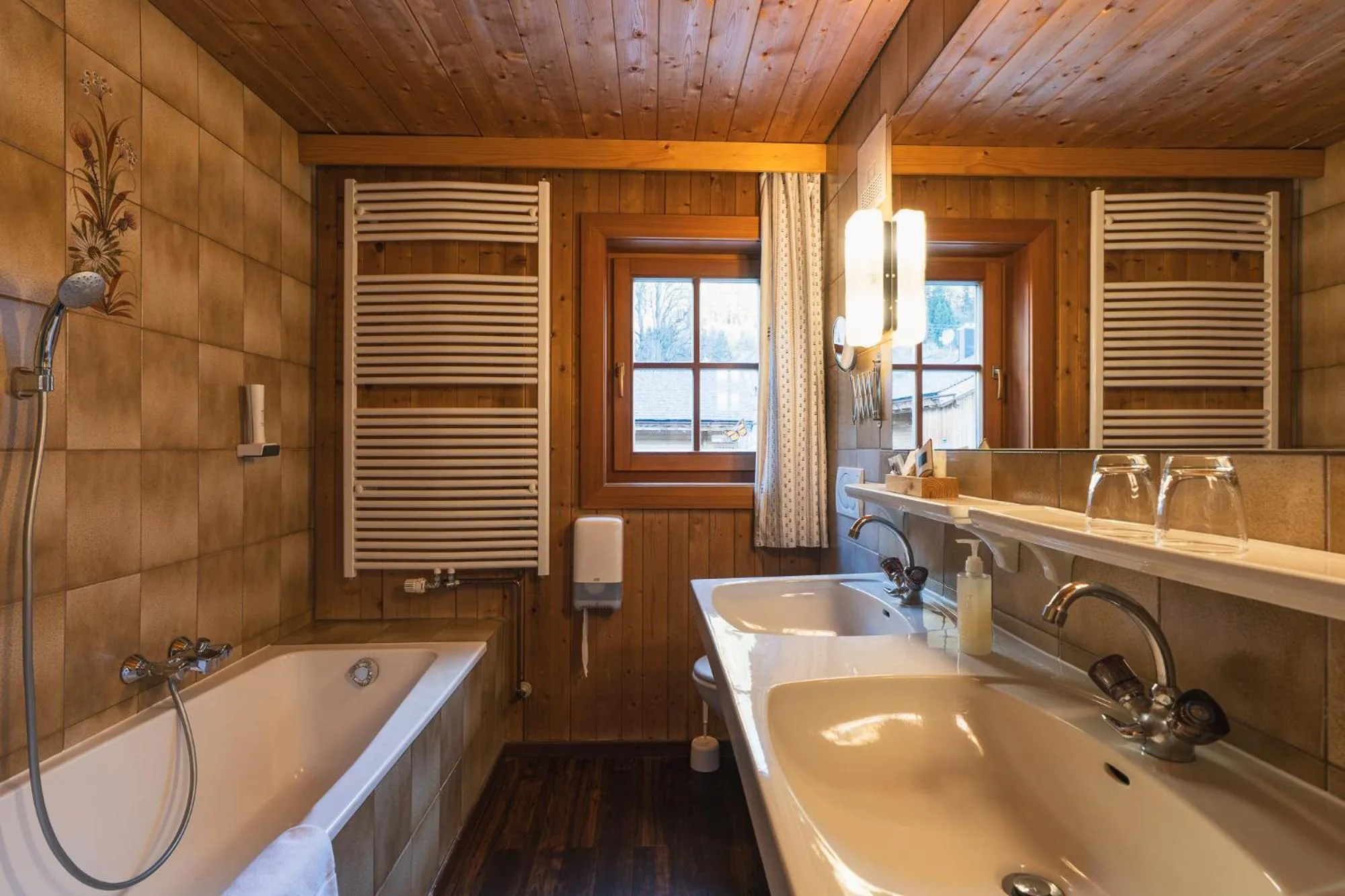 Bathroom in Hotel Schlosswirt