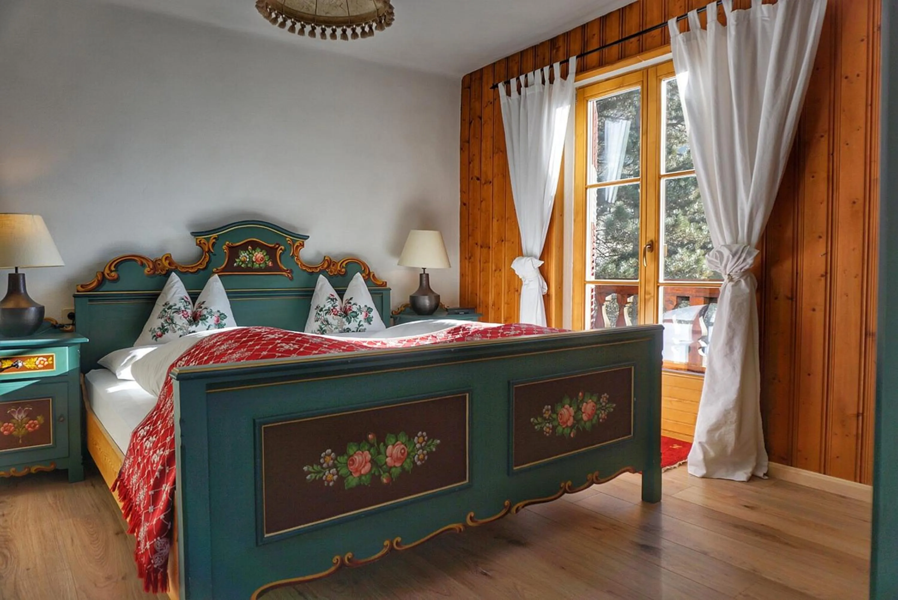 Bed in Hotel Schlosswirt