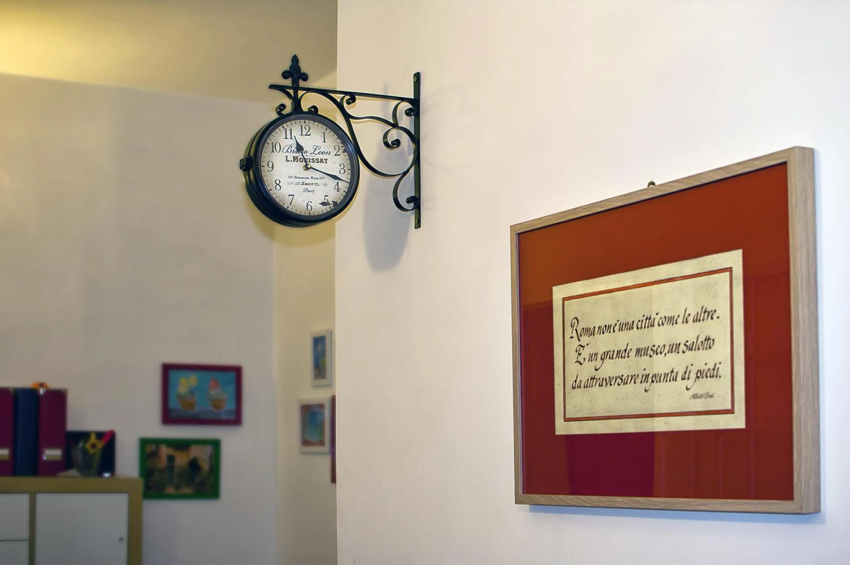 Decorative detail in Home 103