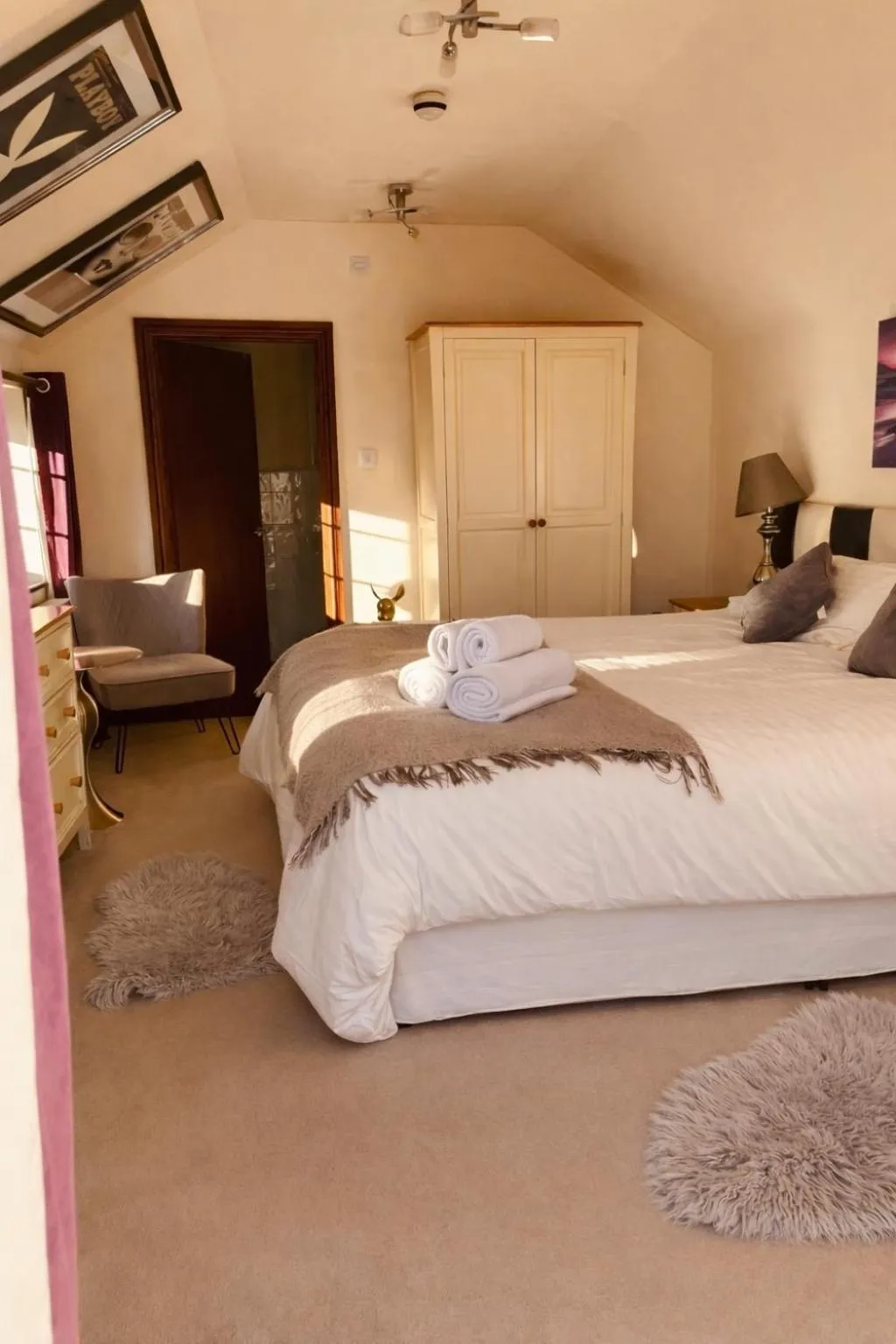 Bed in Jasmine House