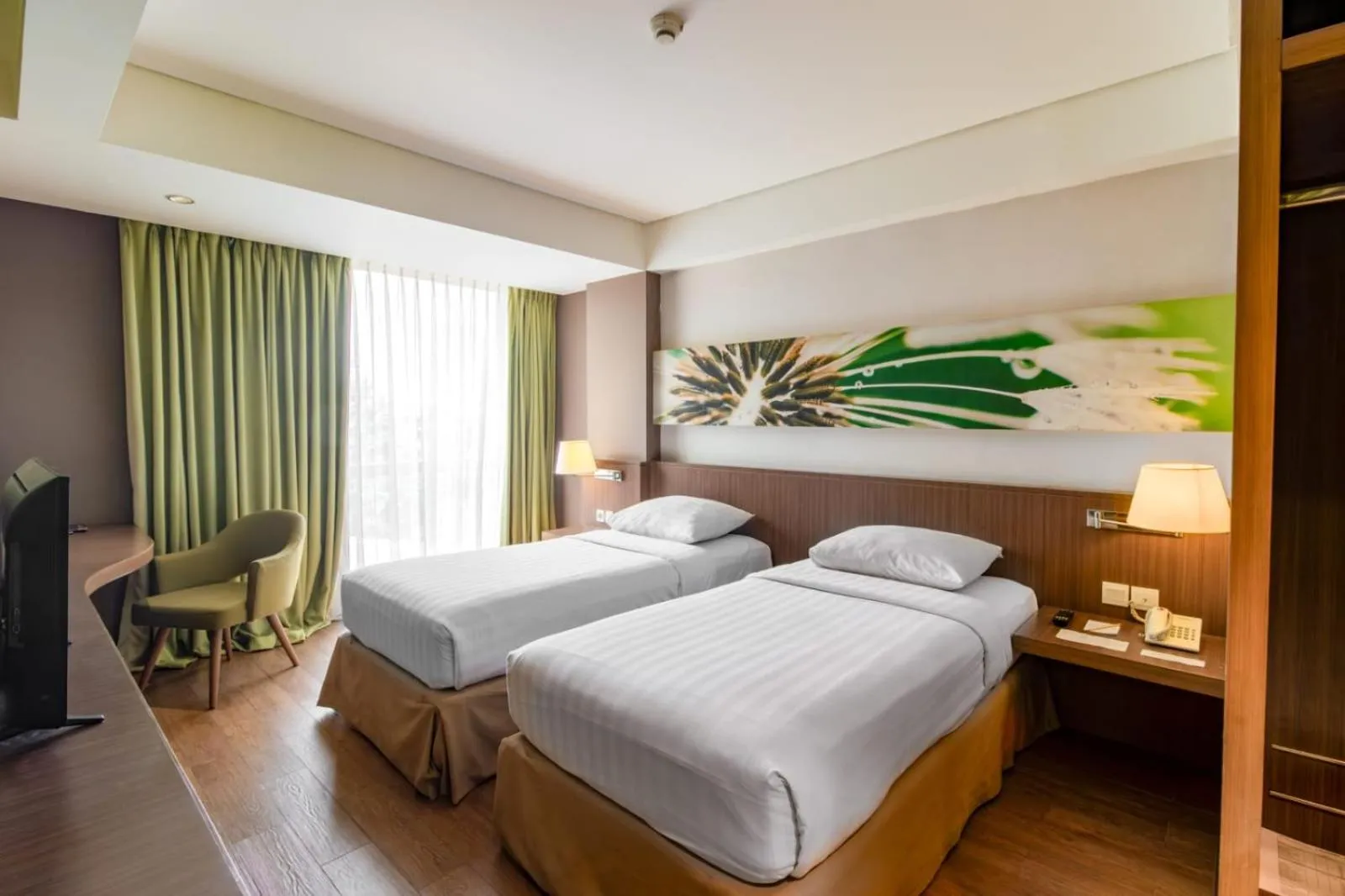 Bedroom, Bed in Soll Marina Hotel Serpong