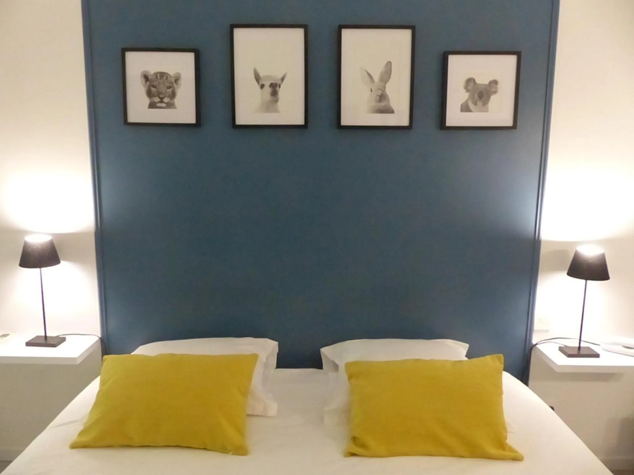 Garden view, Bed in Logis Hôtel La Sommellerie