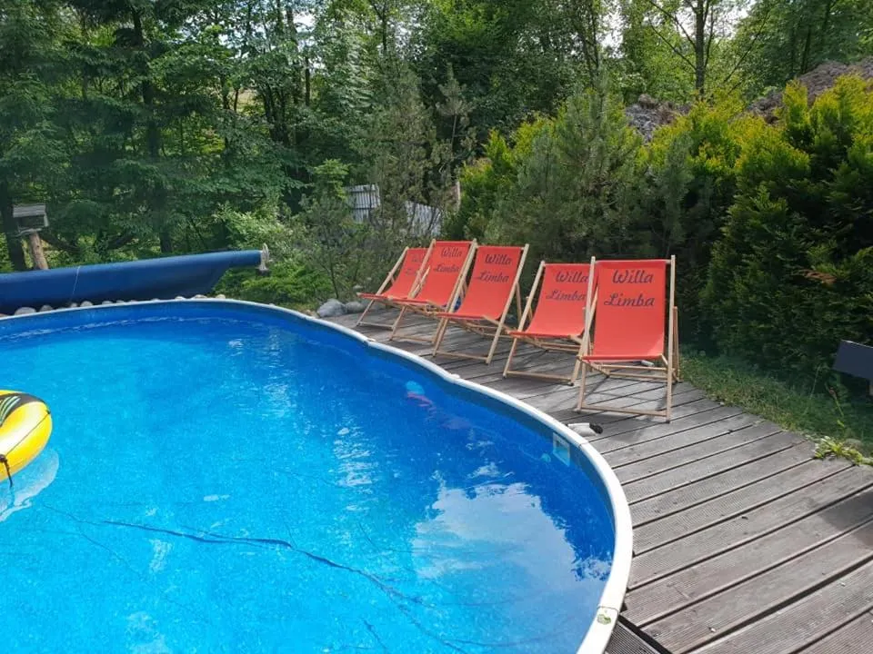Swimming pool in Willa Limba