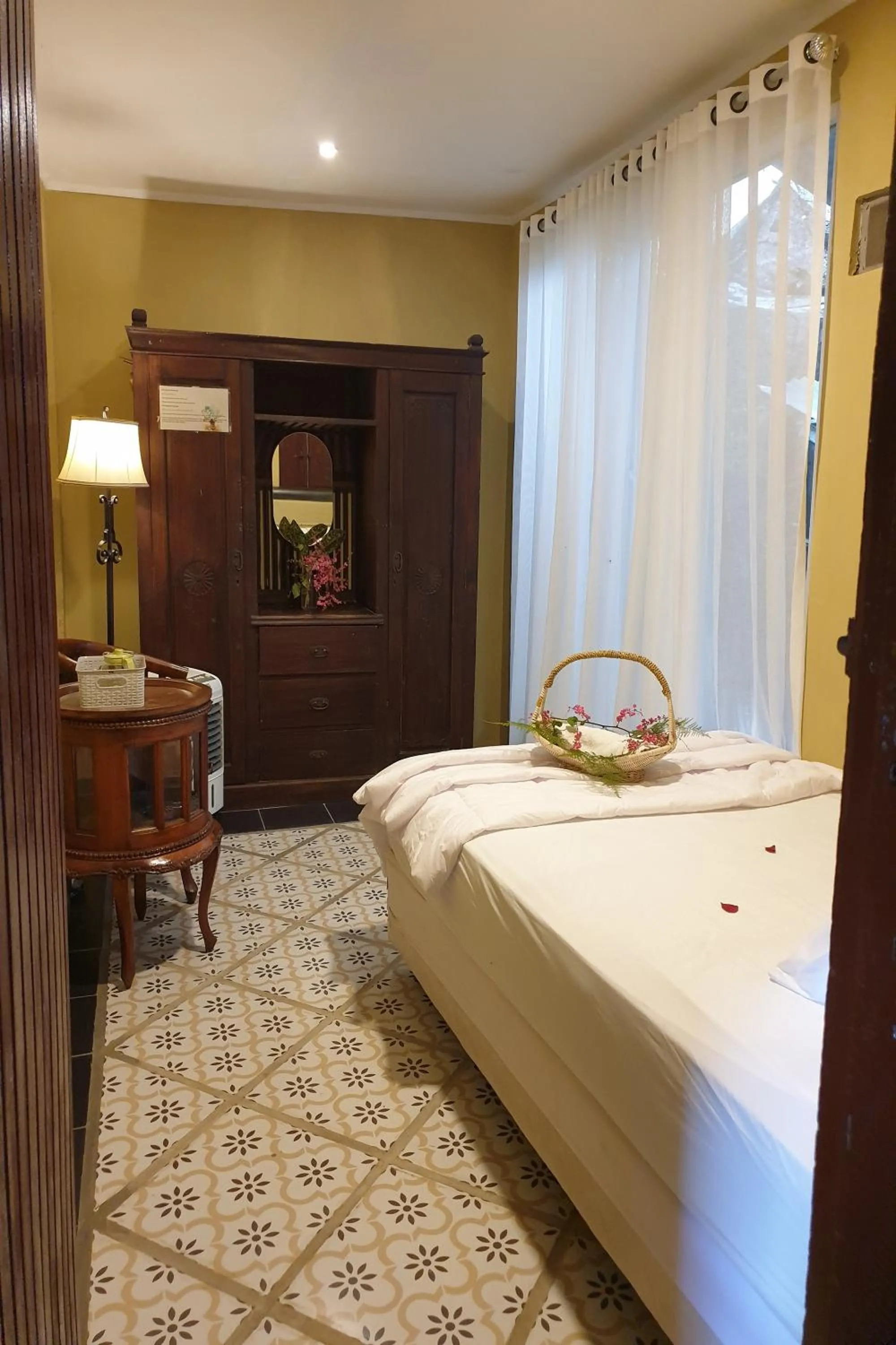 Bed in NILA HOUSE, Sharia Family Home Stay