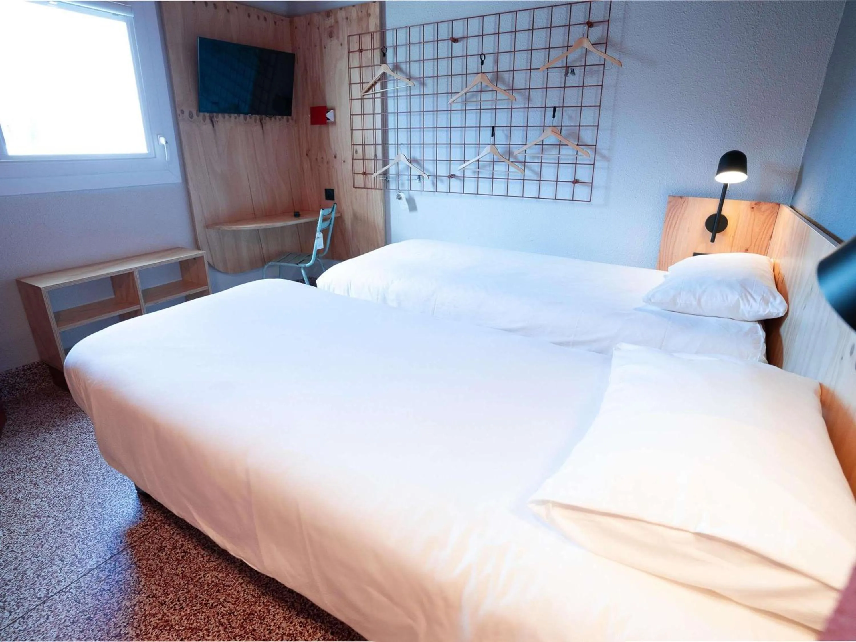 Bedroom, Bed in Greet hôtel Montpellier Aéroport Parc des Expos