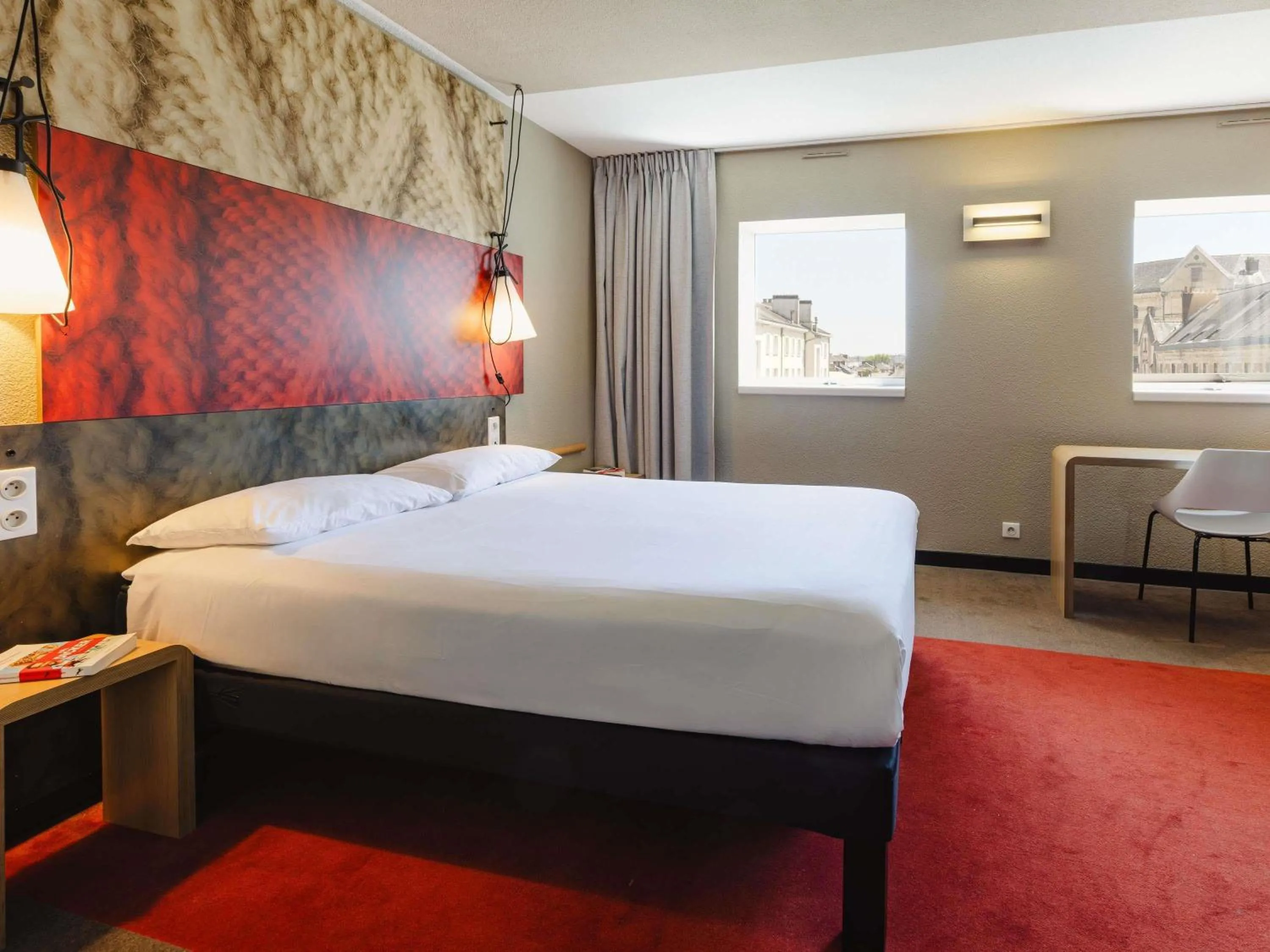 Bedroom, Bed in Hotel ibis Rennes Centre Gare Sud