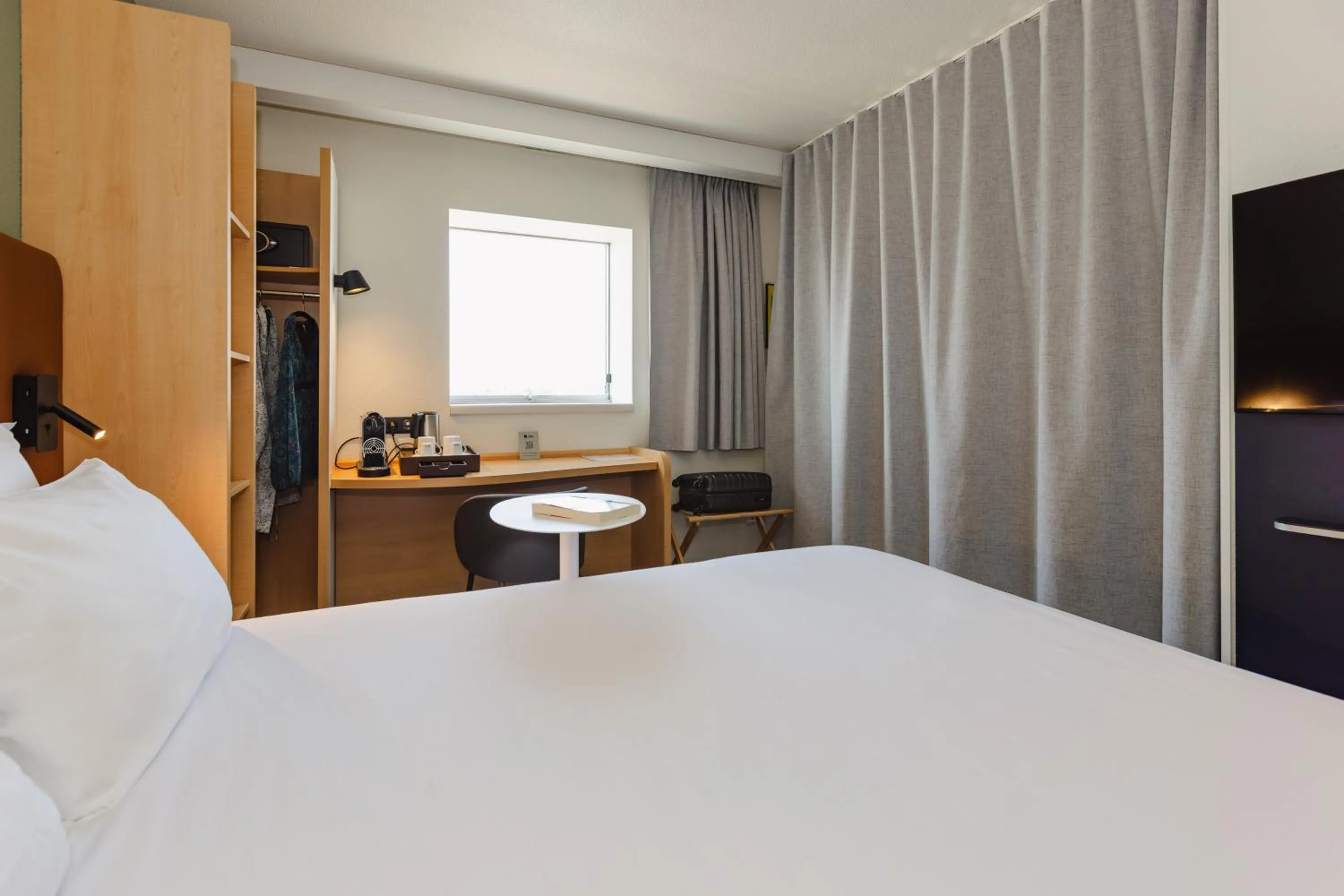 Bed in Hotel ibis Rennes Centre Gare Sud