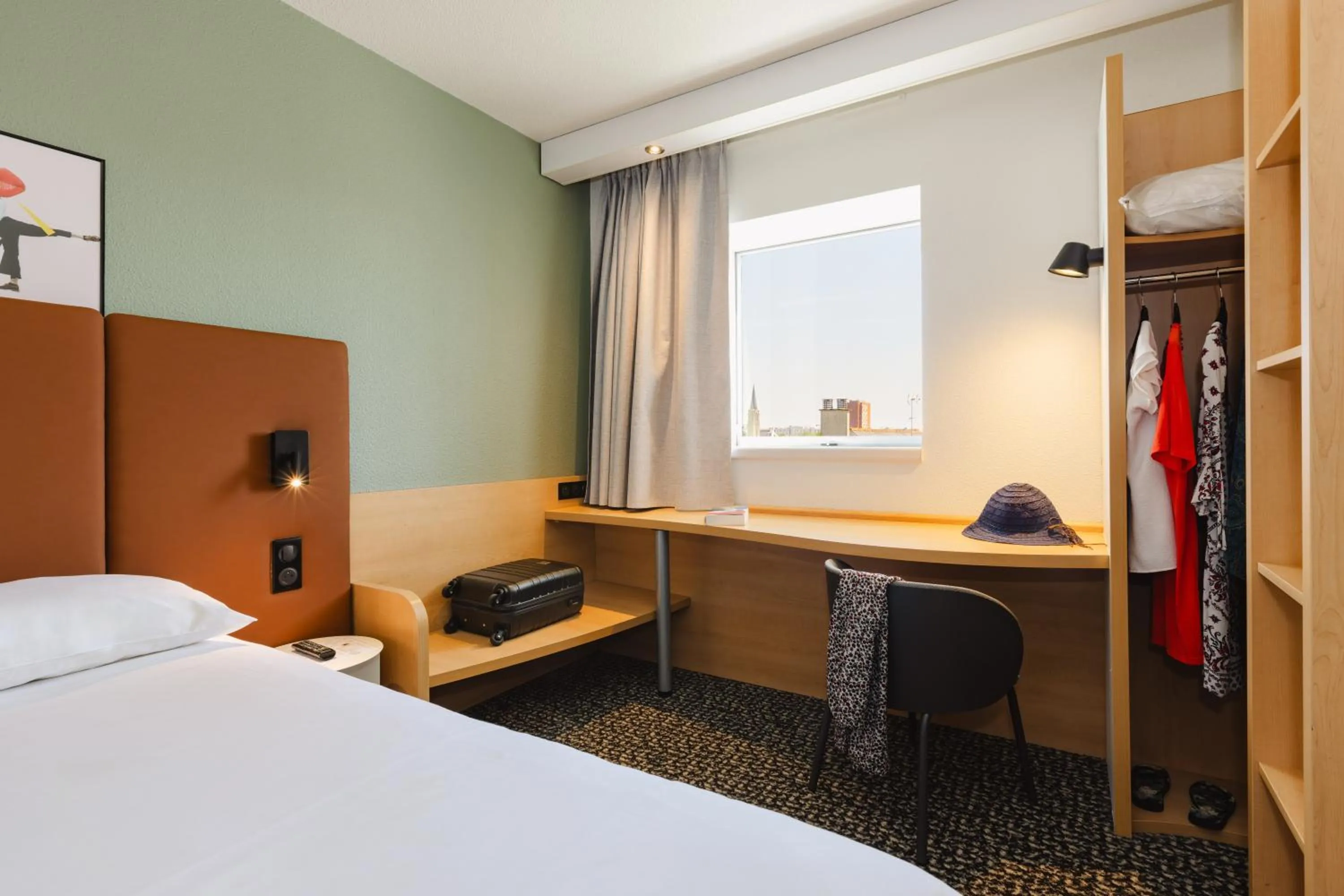 Bed in Hotel ibis Rennes Centre Gare Sud