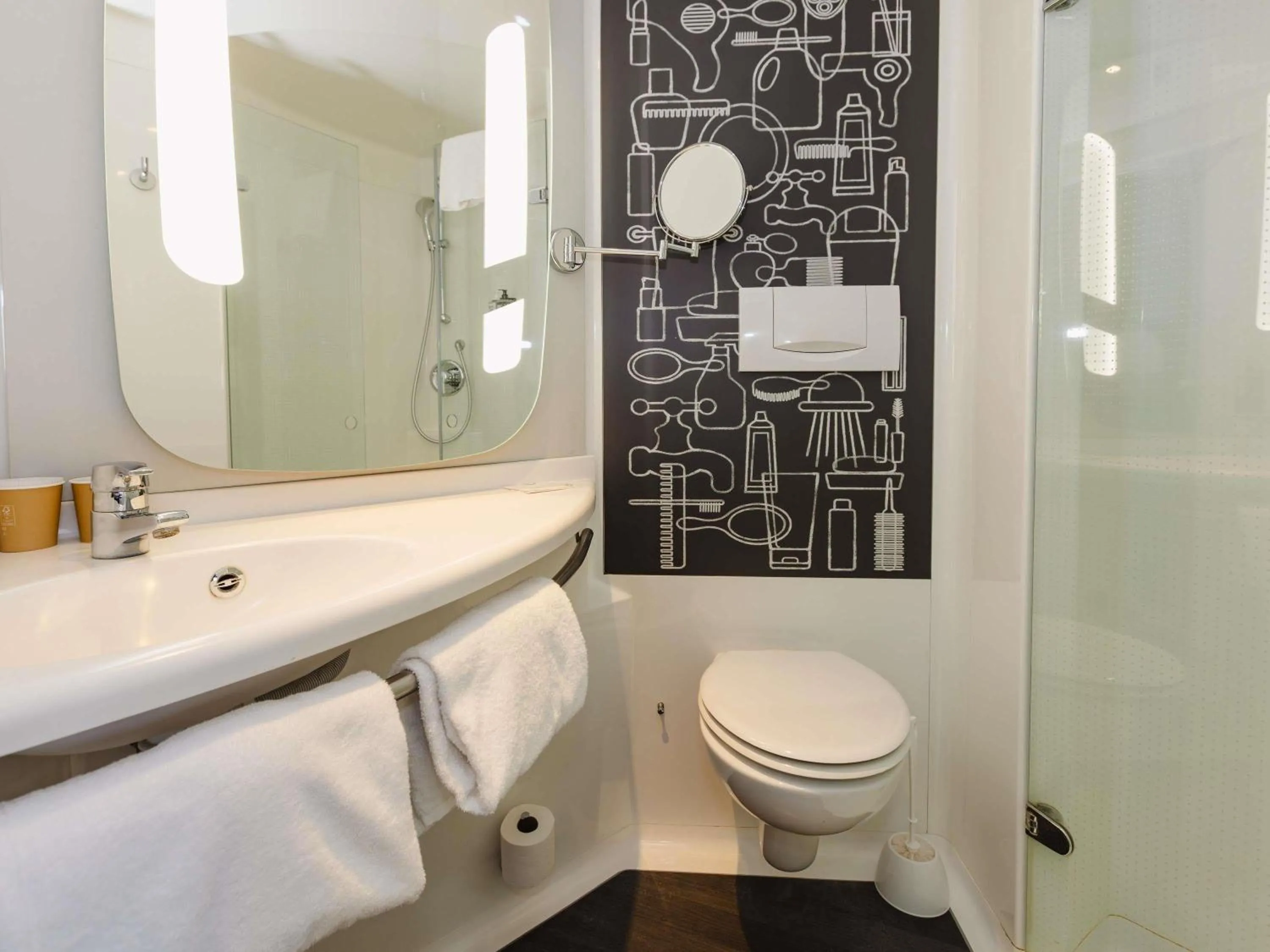 Bedroom in Hotel ibis Rennes Centre Gare Sud