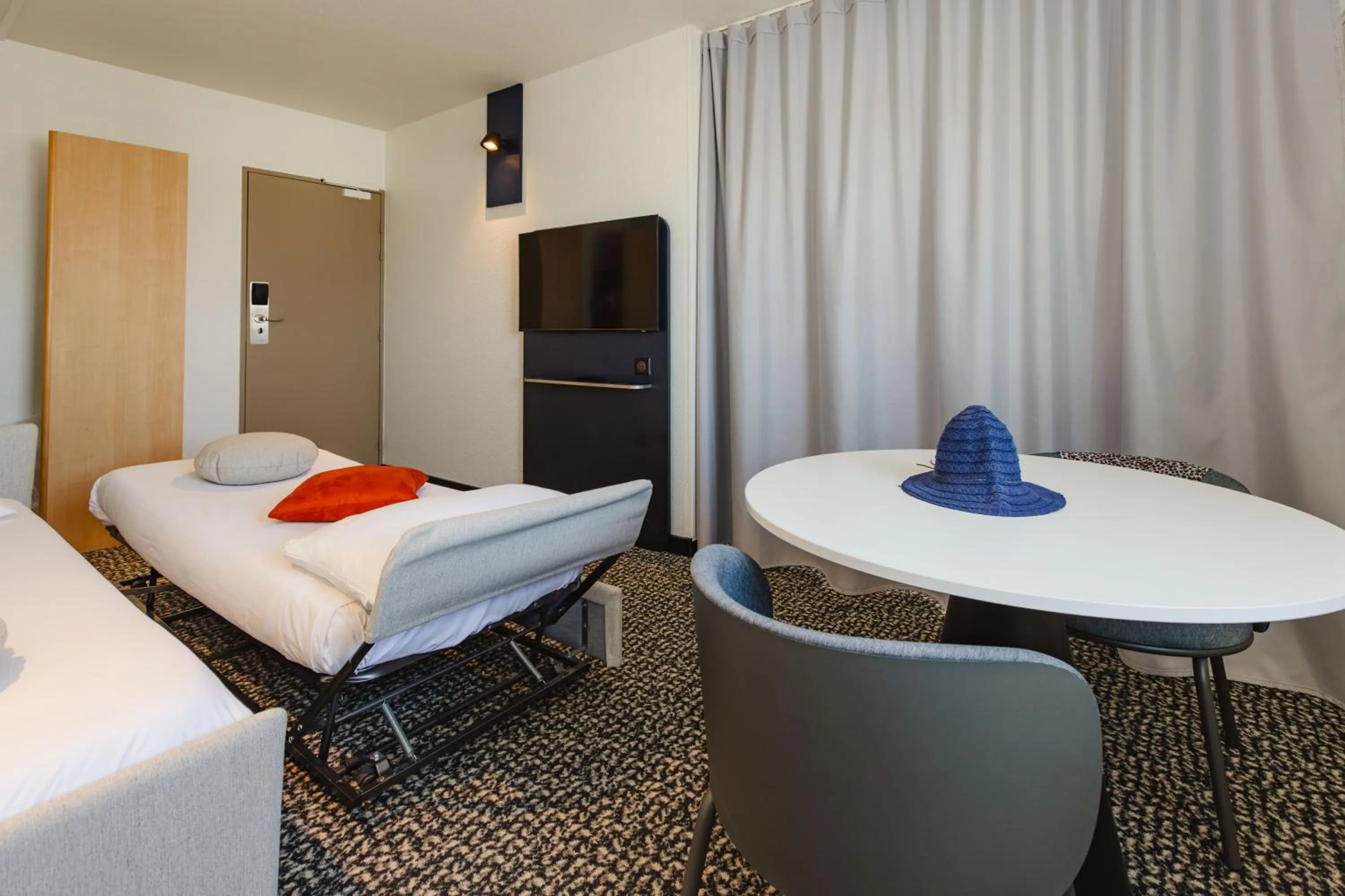 Bed in Hotel ibis Rennes Centre Gare Sud