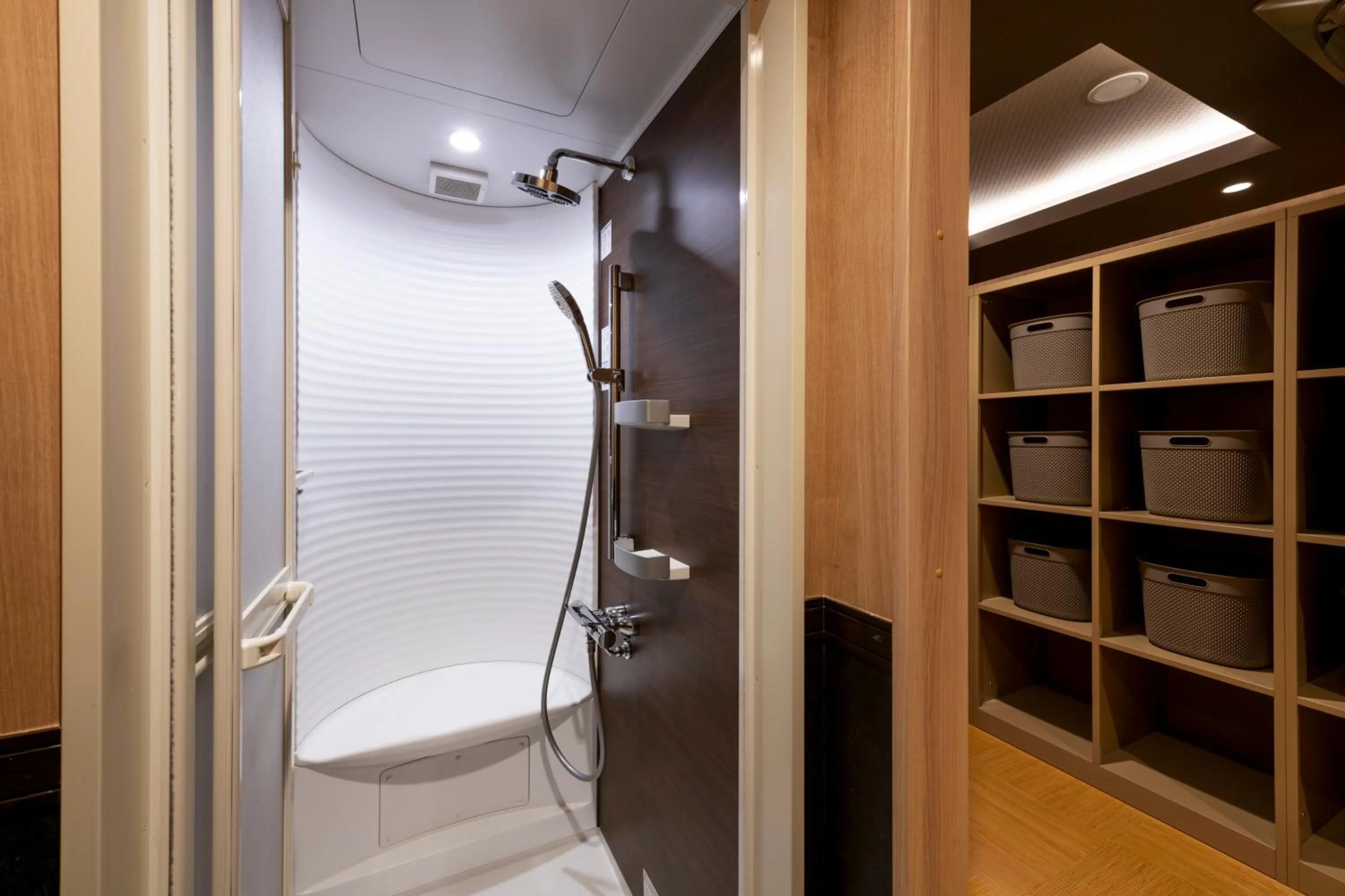 Shower in Anshin Oyado Woman&Man Nagoya Sakae