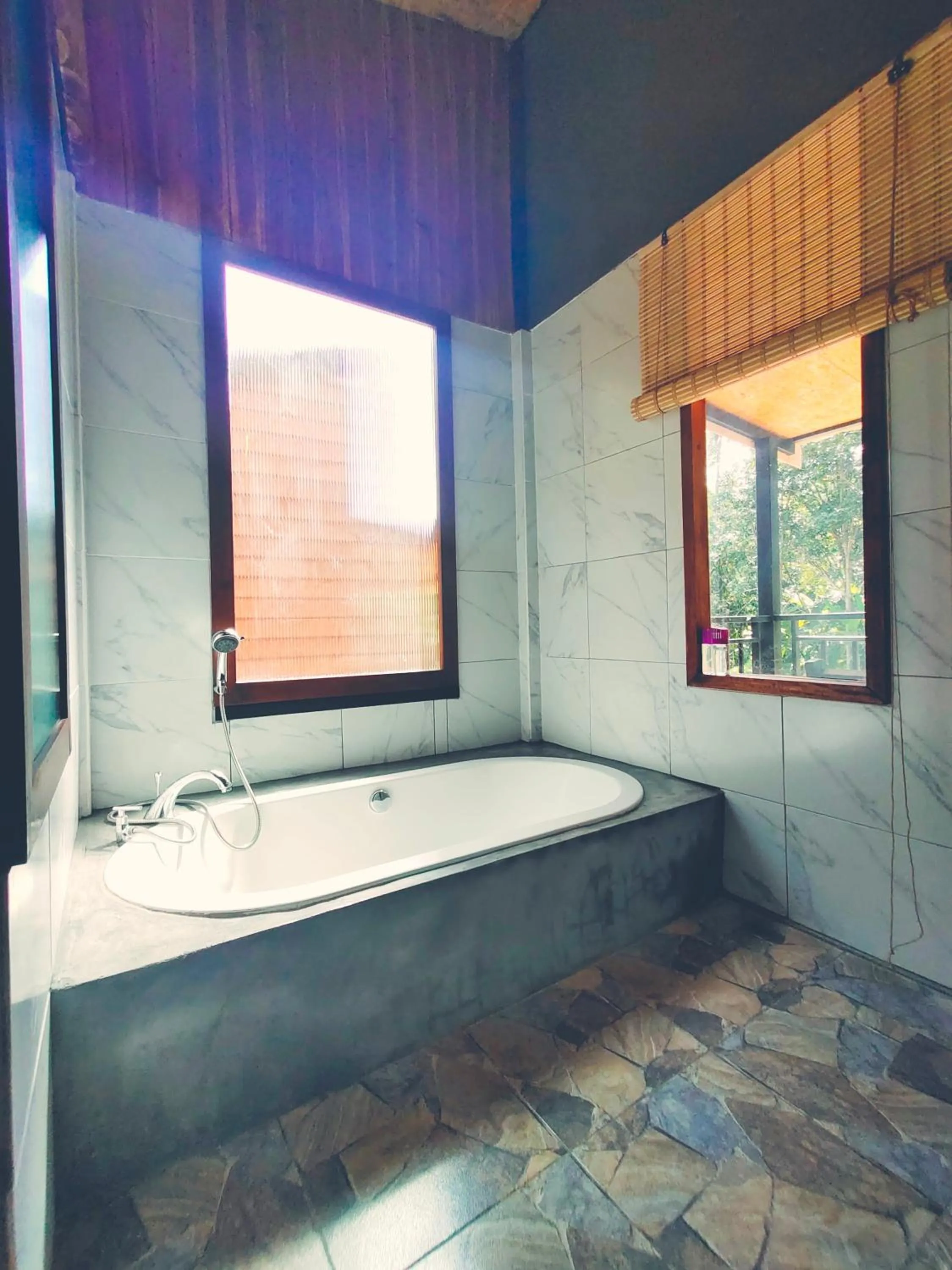 Bathroom in Kohmook Nurse House