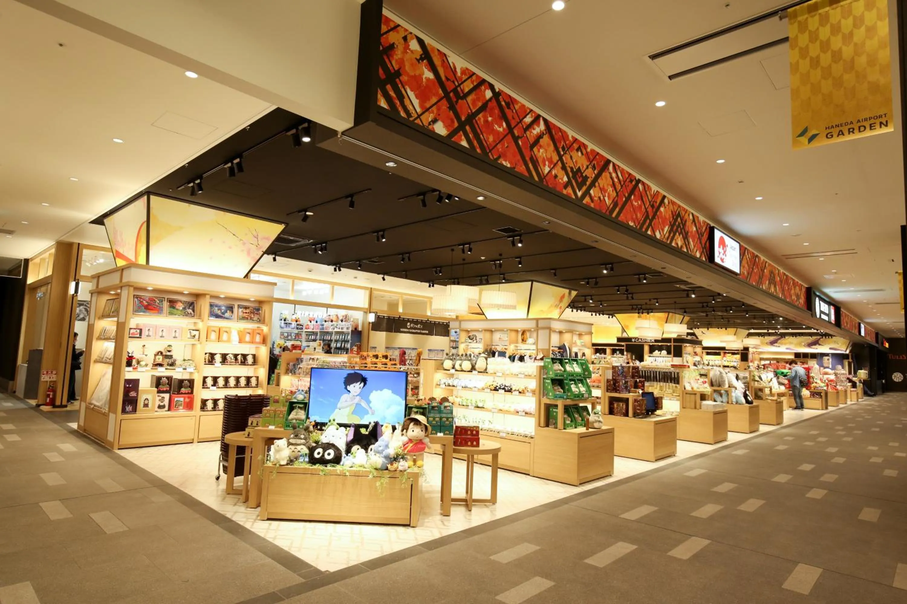Shopping Area in Villa Fontaine Grand Haneda Airport