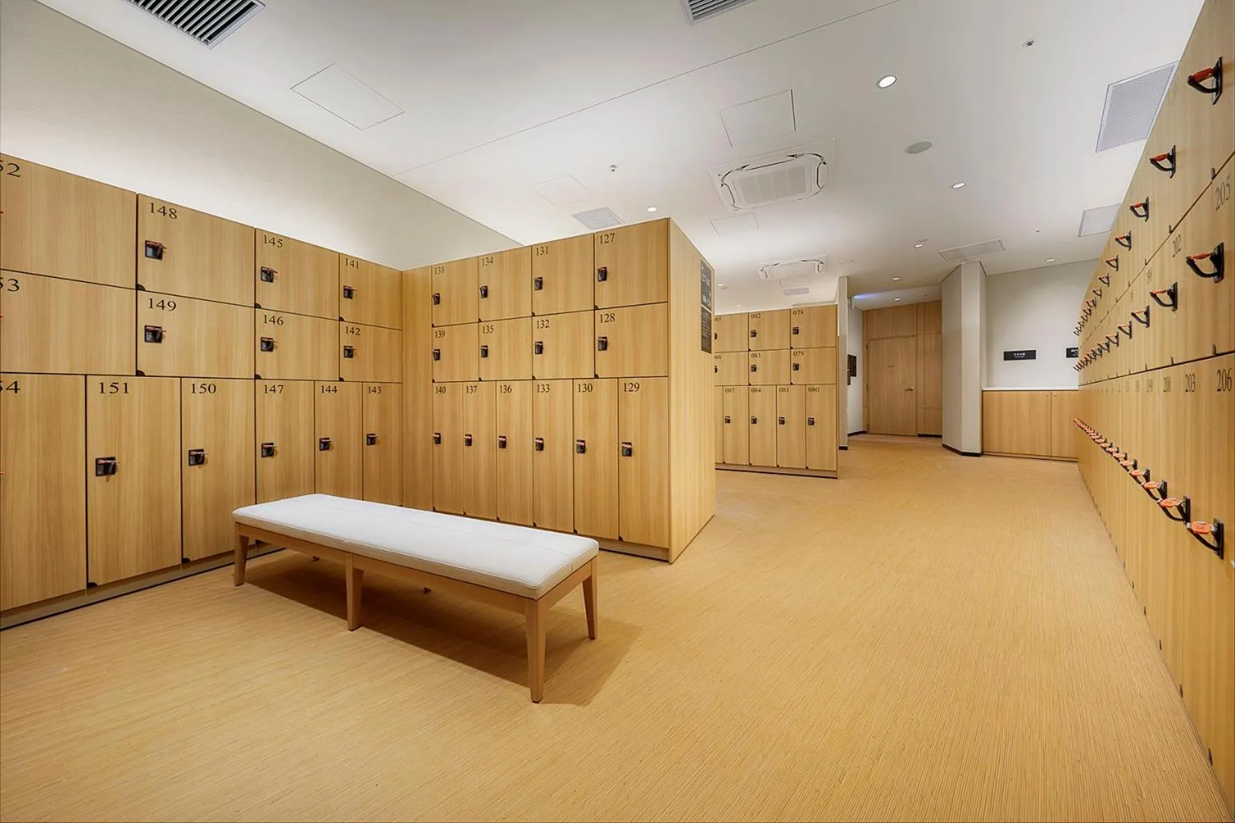 Fitness centre/facilities in Villa Fontaine Grand Haneda Airport