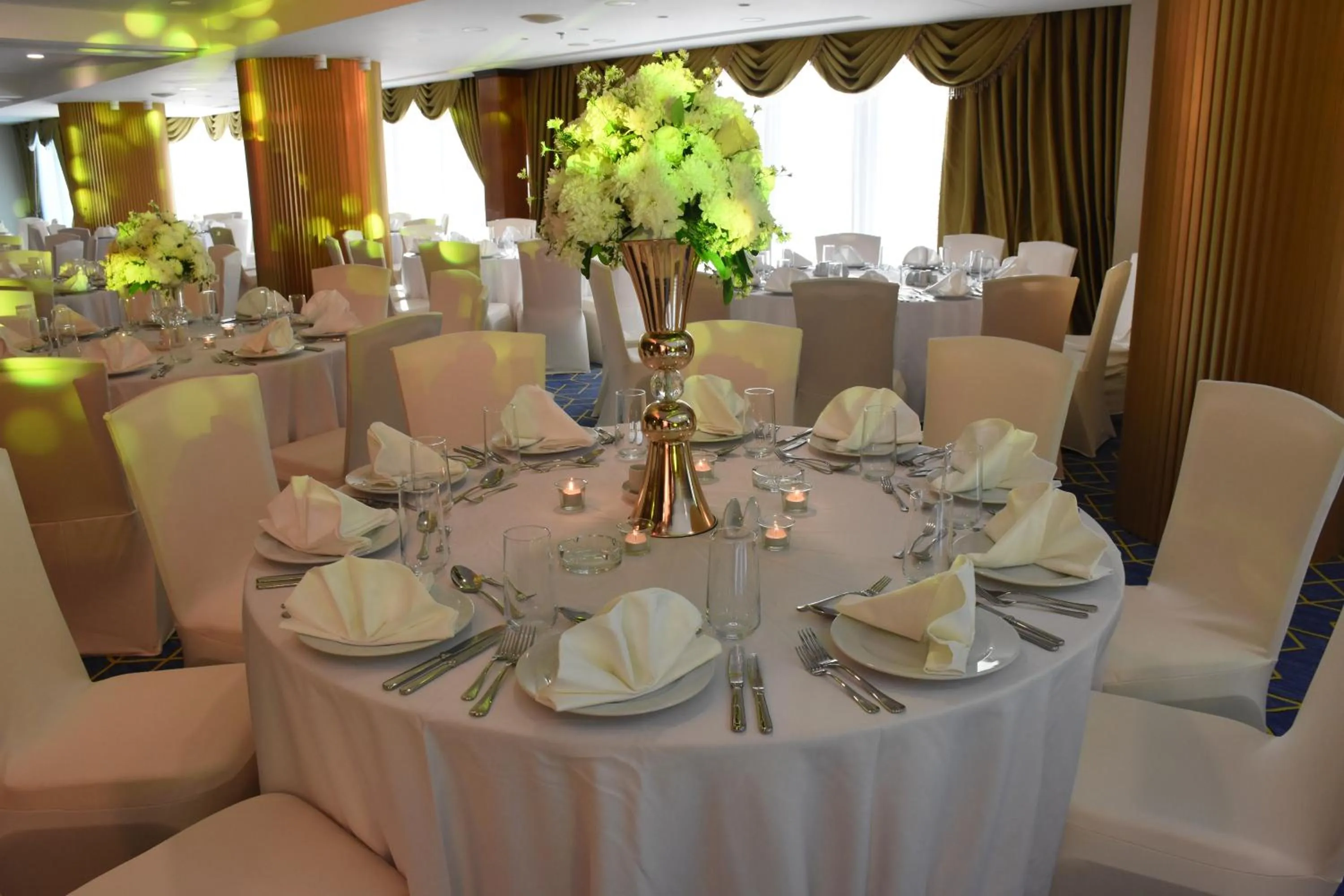 Banquet/Function facilities in Coral Tower Hotel by Hansa