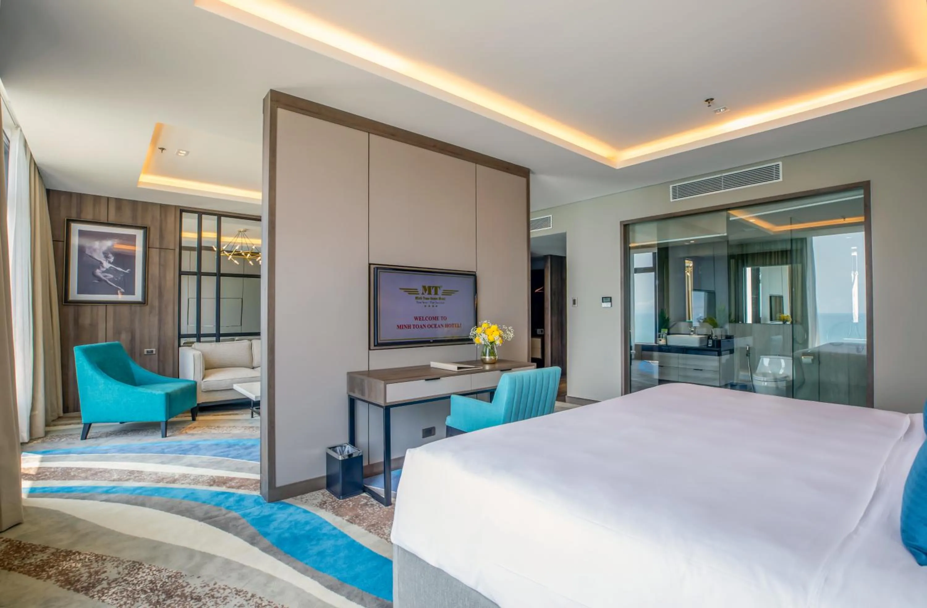 Photo of the whole room, Bed in Minh Toan SAFI Ocean Hotel