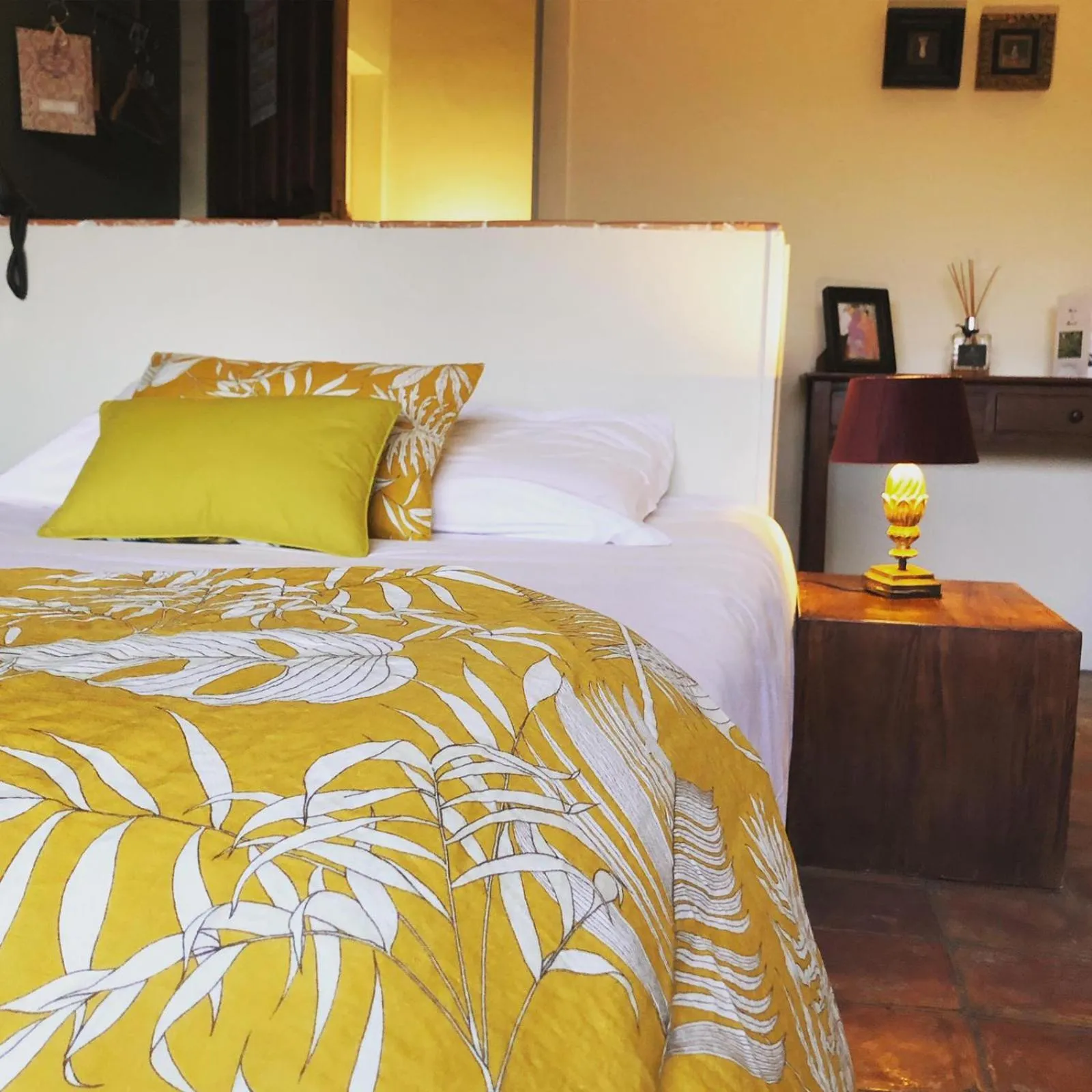 Bedroom, Bed in Hôtel de Mirmande