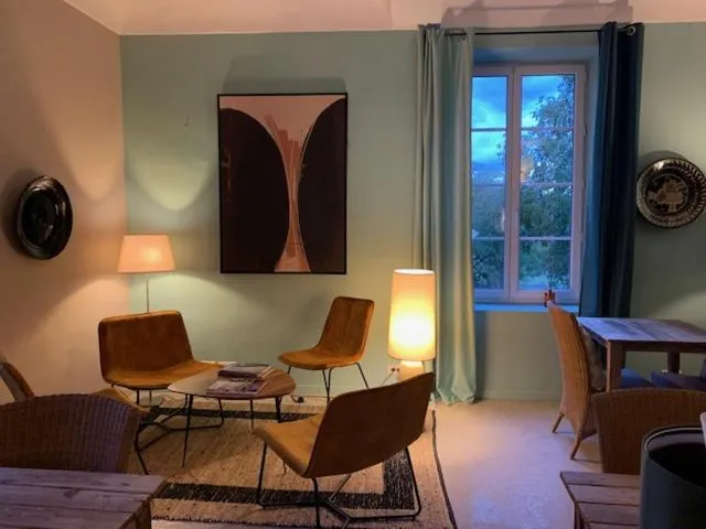 Living room in Hôtel de Mirmande