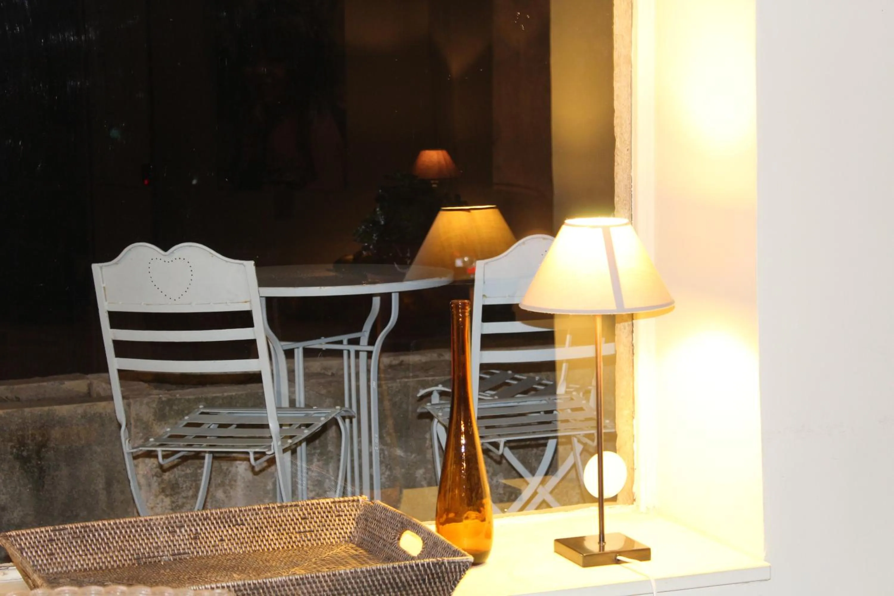 Patio in Hôtel de Mirmande