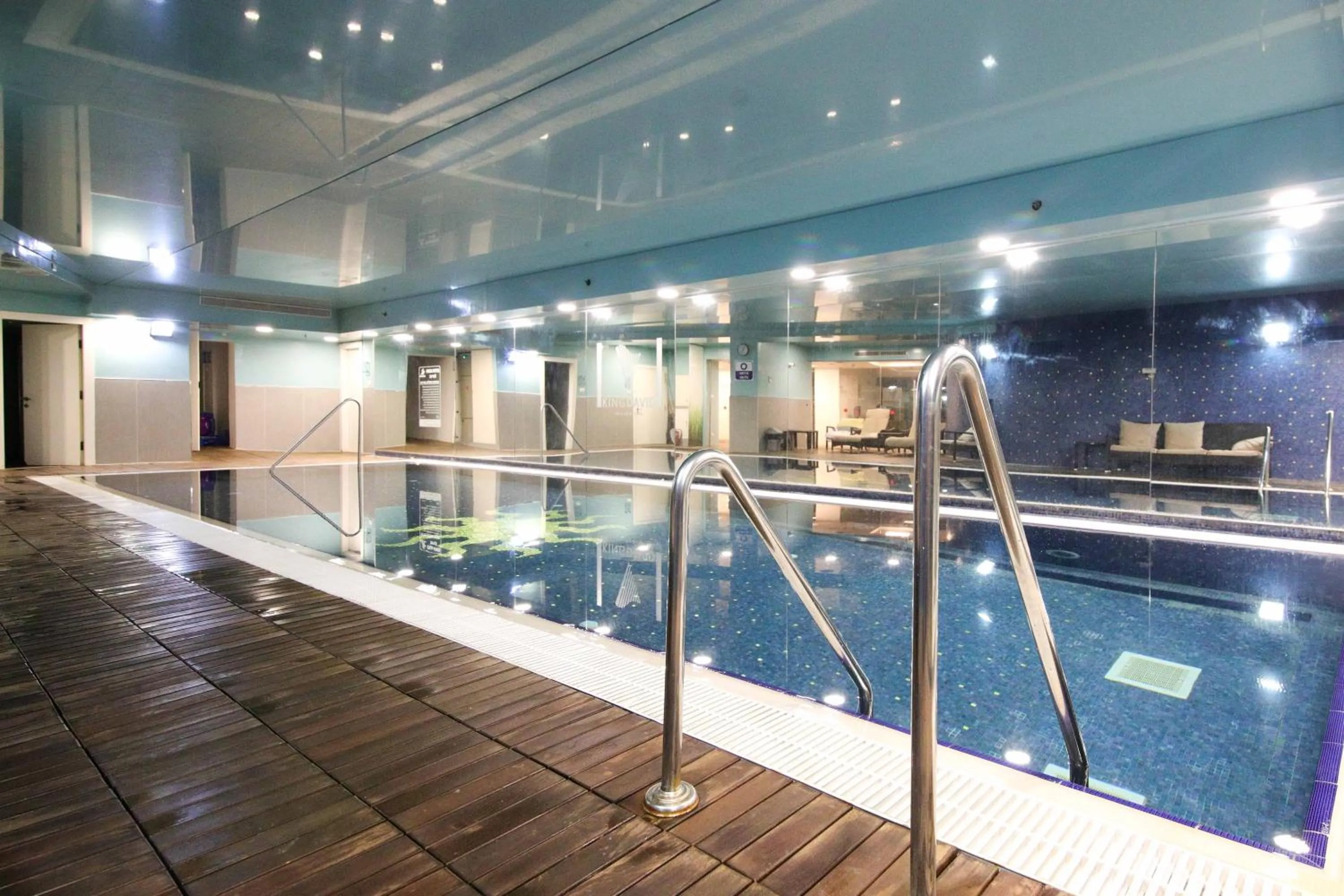 Swimming pool in 107 - King David Residence - Jerusalem-Rent