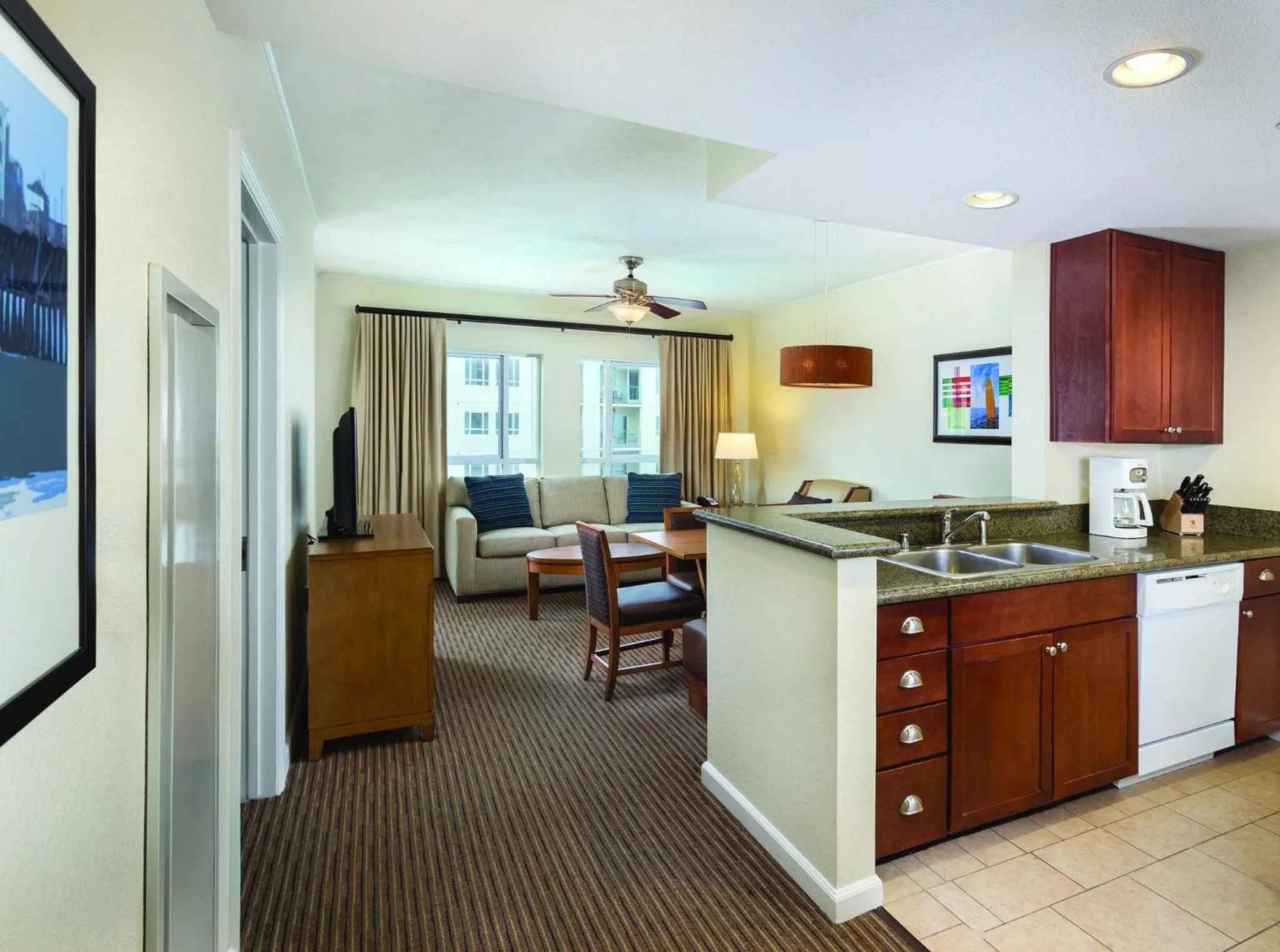 Kitchen or kitchenette in Club Wyndham Oceanside Pier Resort