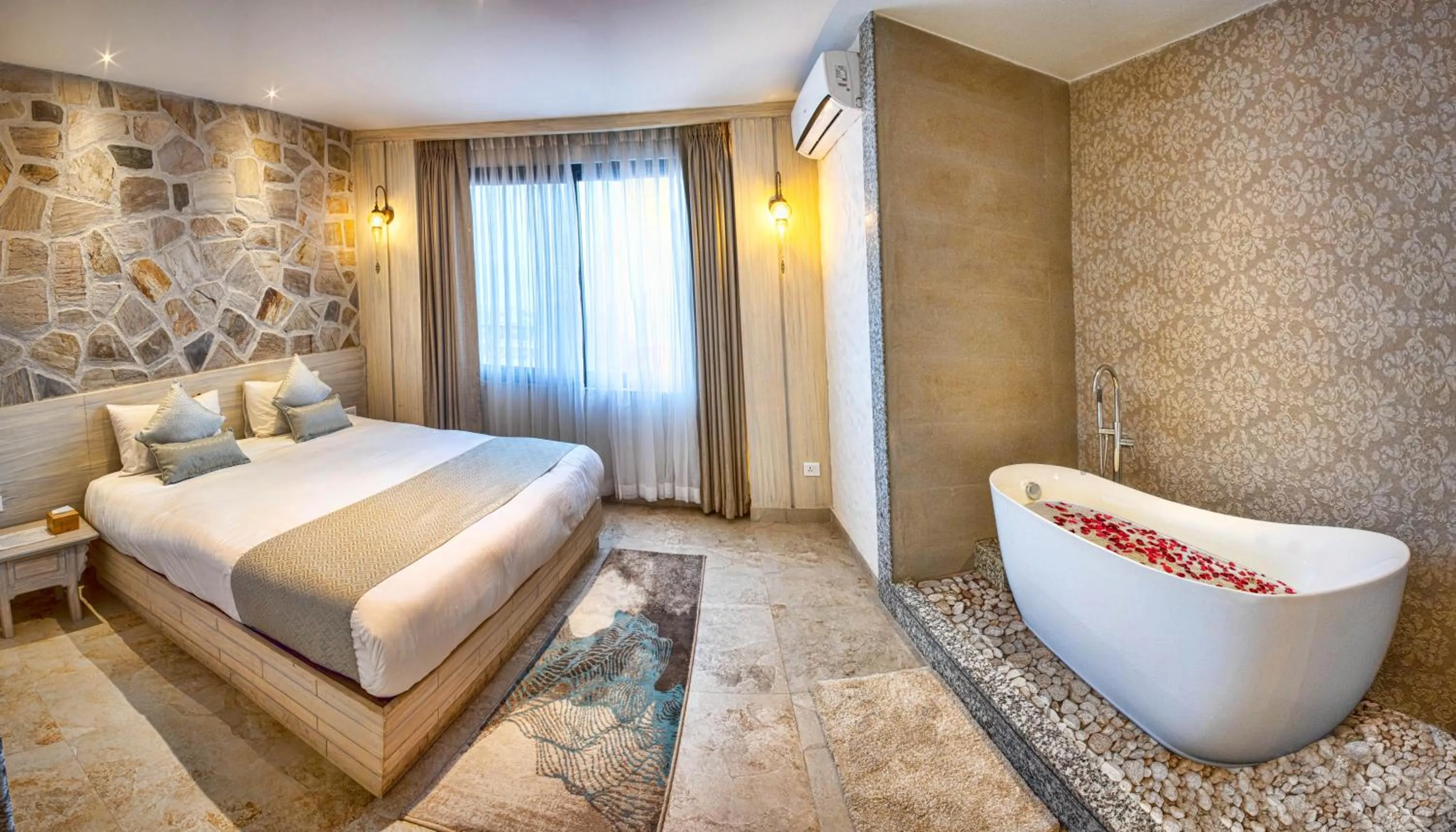 Bedroom, Bed in Arushi Boutique Hotel