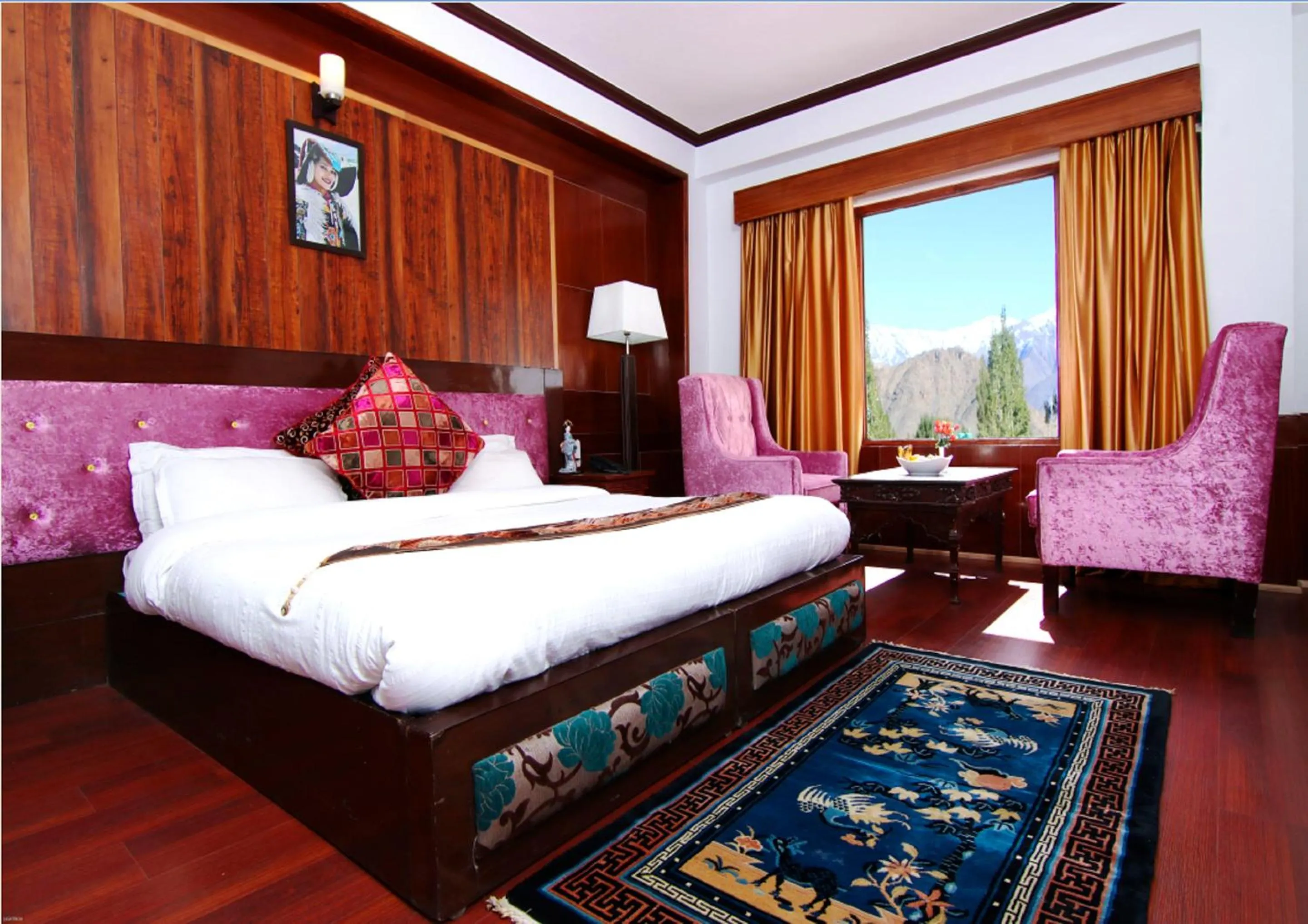 Bed in Hotel Shangrila - Leh