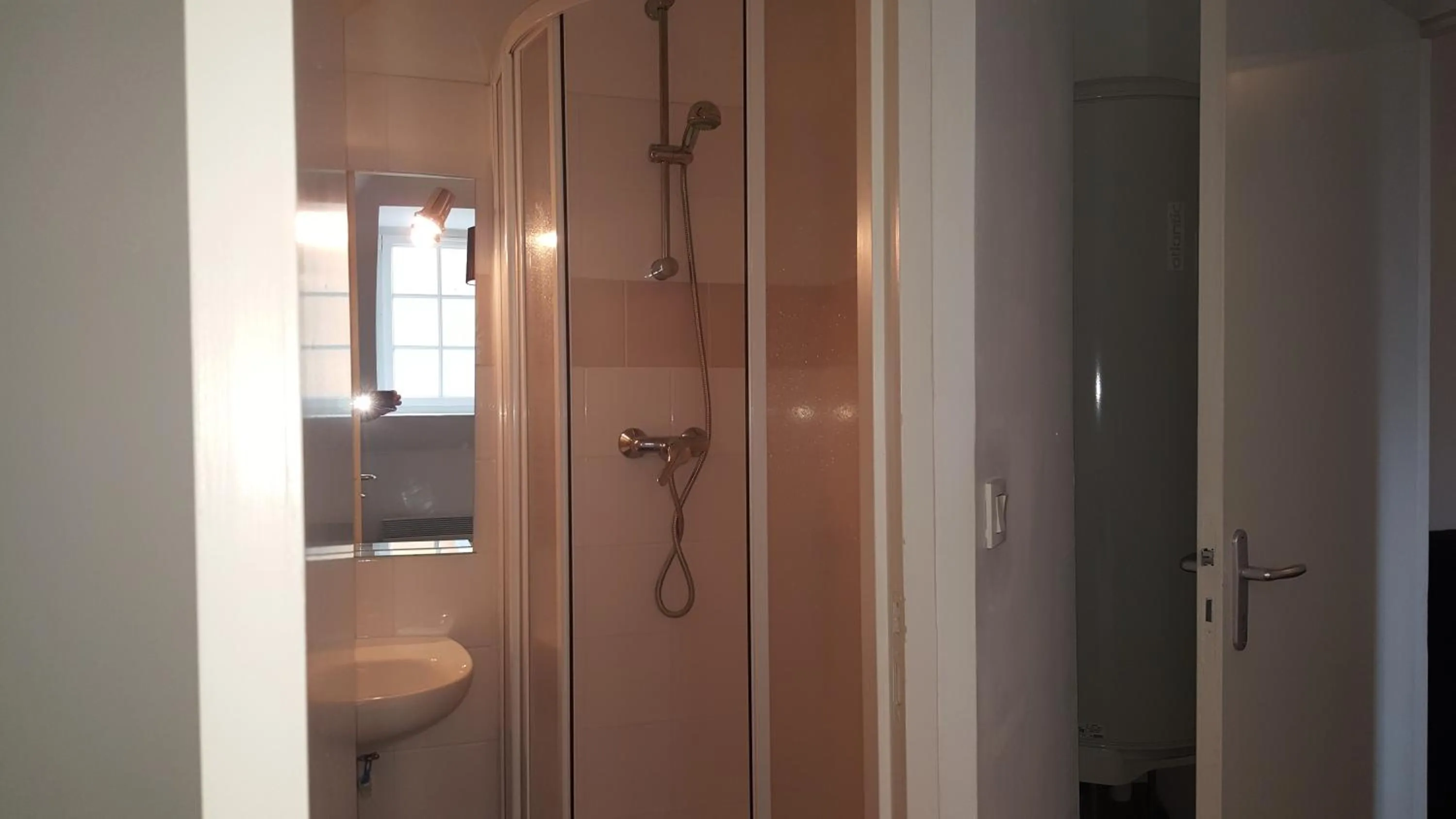 Bathroom in Au Pigeon Blanc