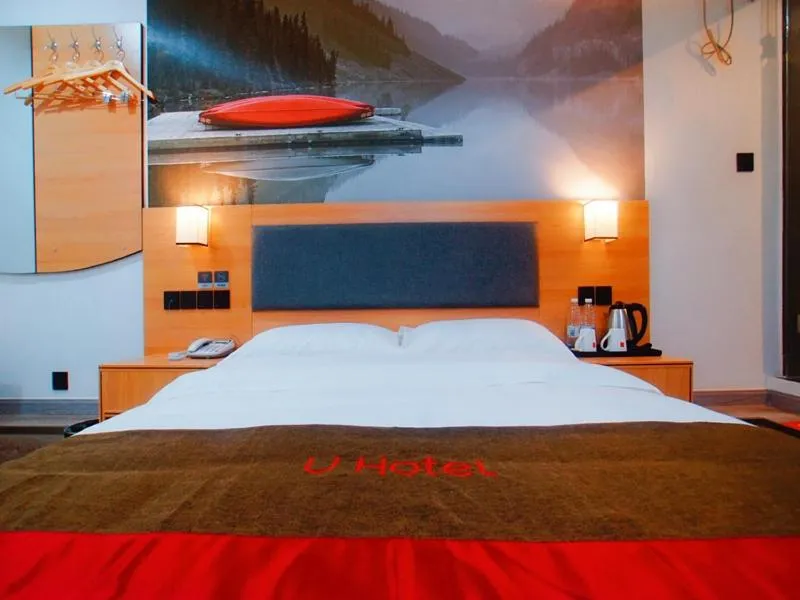 Bed in Thank Inn Plus Hotel Jiangsu Suzhou Dushu Lake Dongxing Road