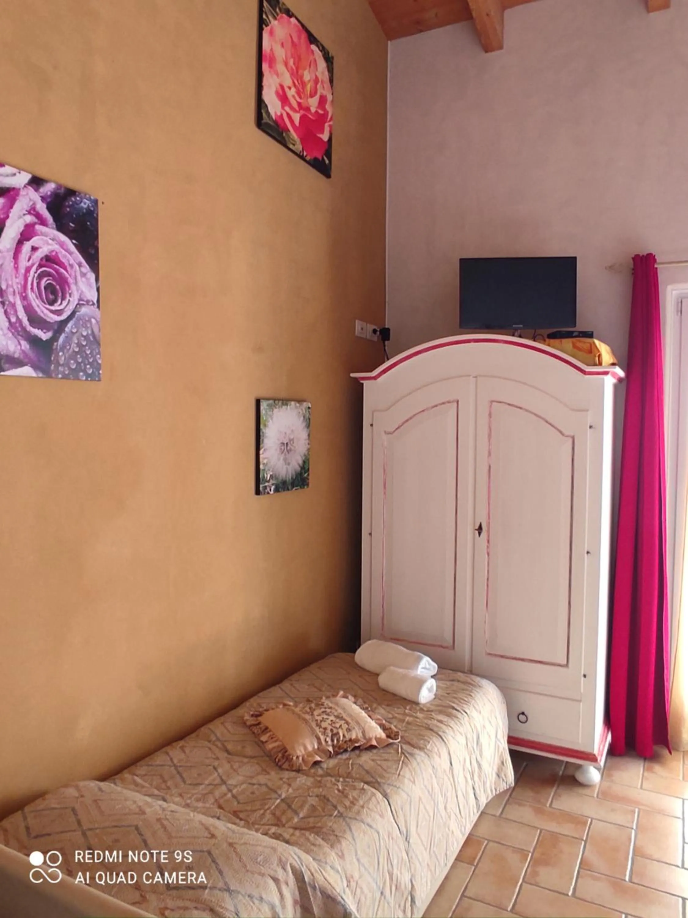 Bed in B&B Al Cristo