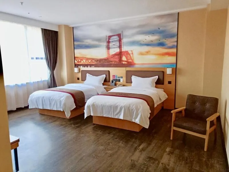 Bed in Thank Inn Plus Hotel Guangdong Dongguan Zhongtang Town Daxinwei Road