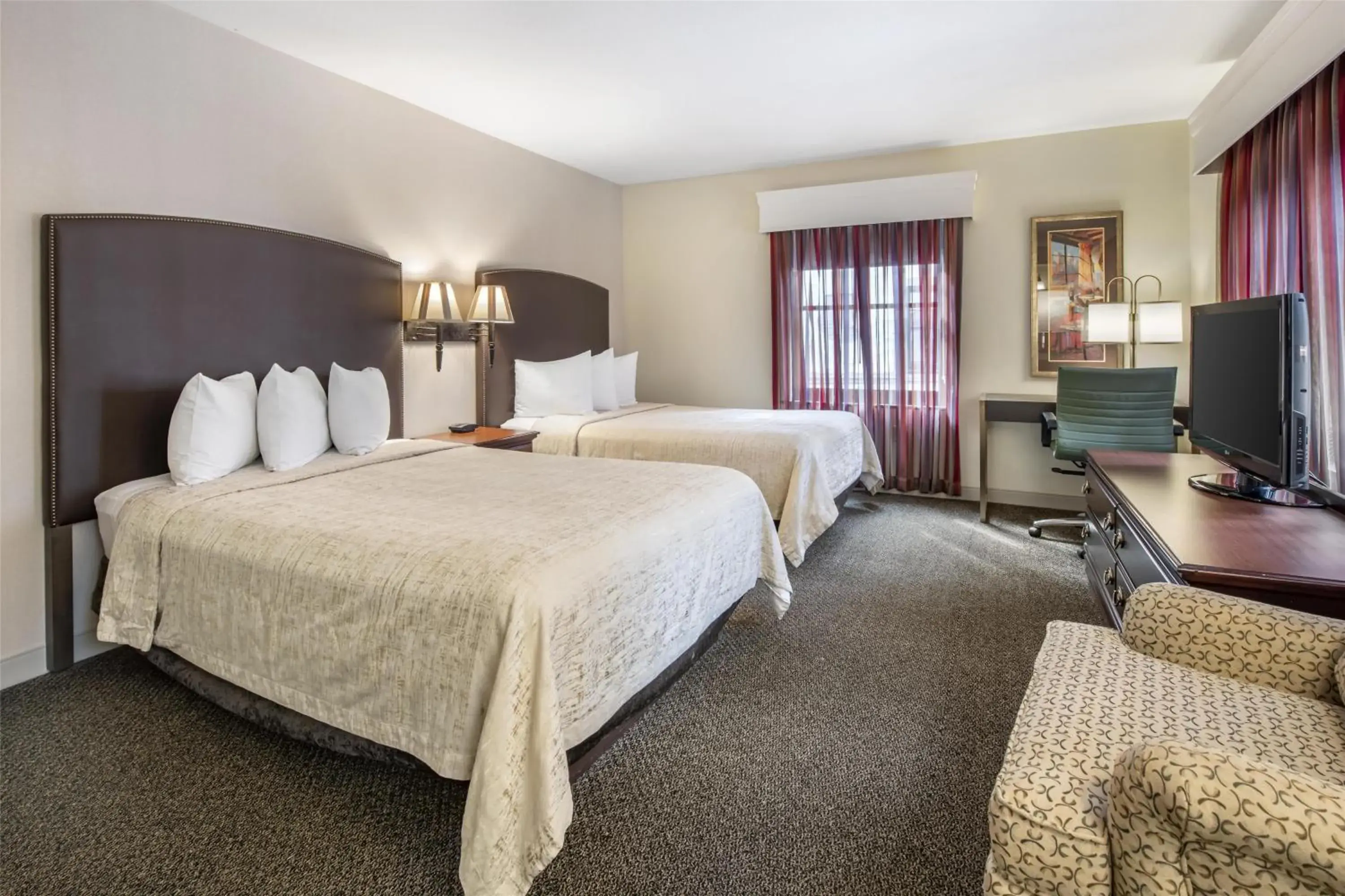 Suite with Two Double Beds with Fireplace - Non-smoking in Best Western Plus The Normandy Inn & Suites Suite with Two Double Beds with Fireplace - Non-smoking in Best Western Plus The Normandy Inn & Suites