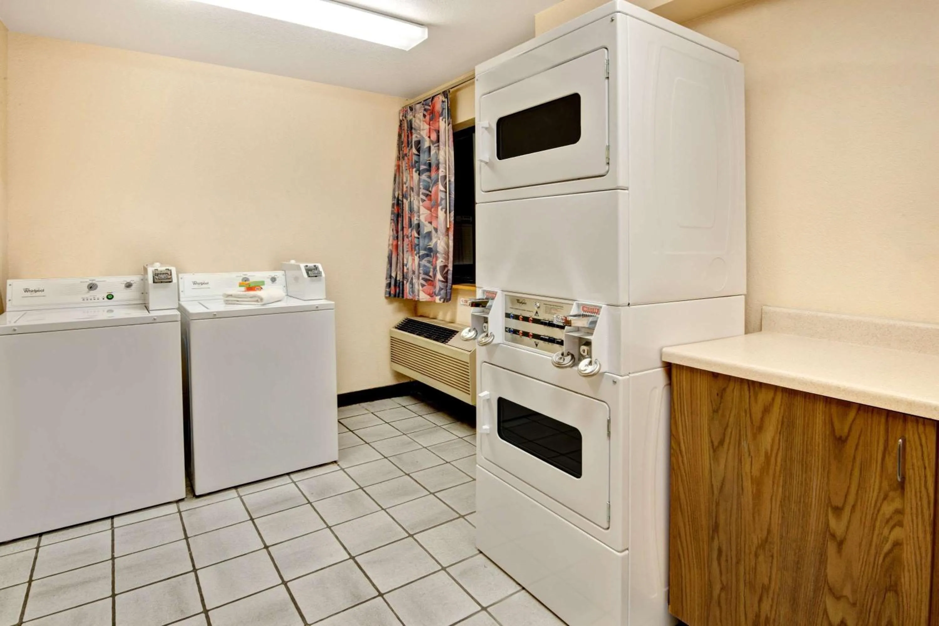 On site in Super 8 by Wyndham Albuquerque West/Coors Blvd