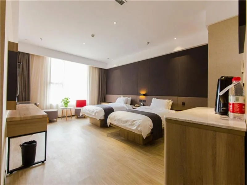 Bed in Thank Inn Plus Hotel Hebei Shijiazhuang High-tech Zone Torch Plaza