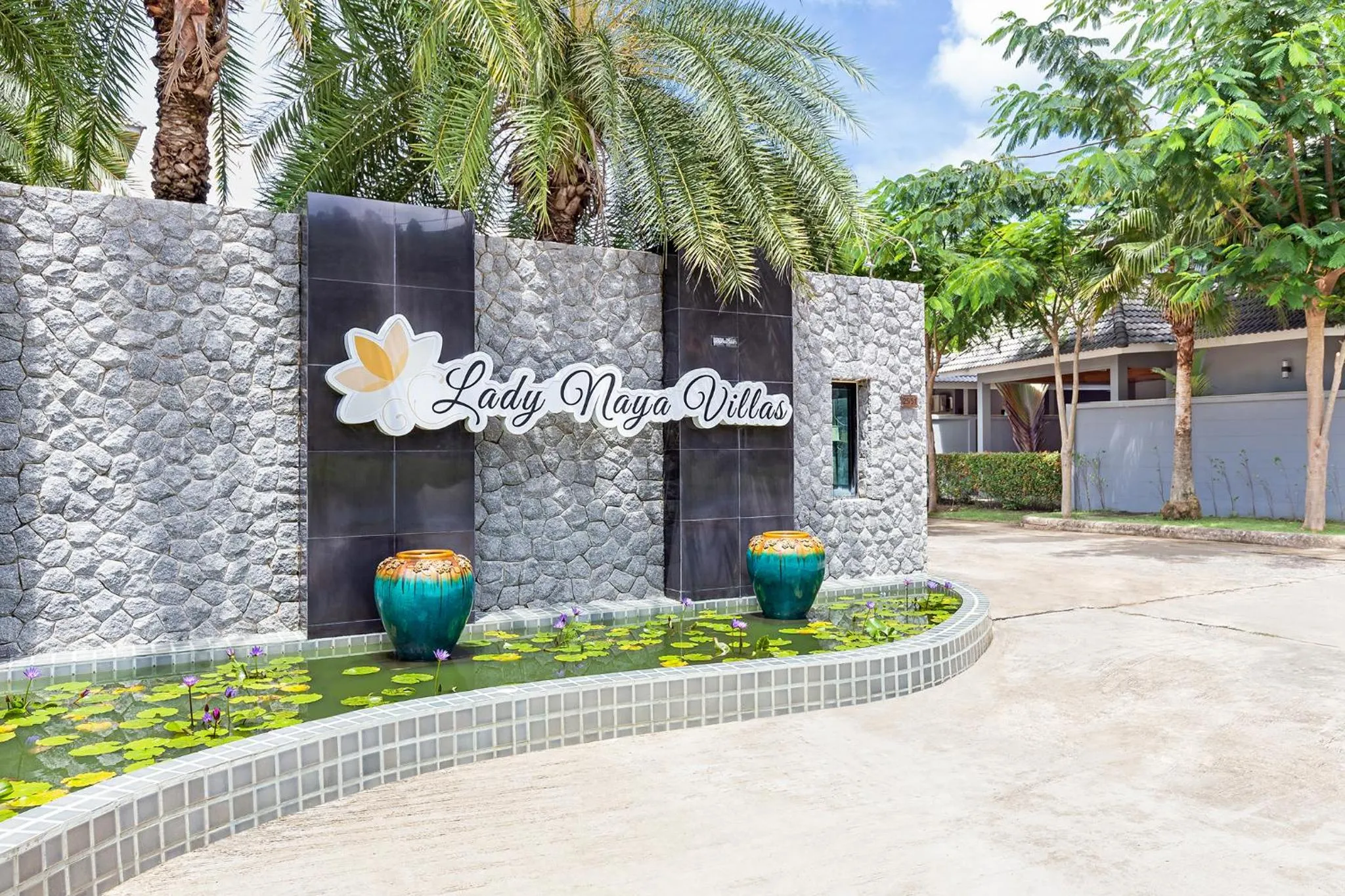 Facade/entrance in Lady Naya Villas - SHA Extra Plus