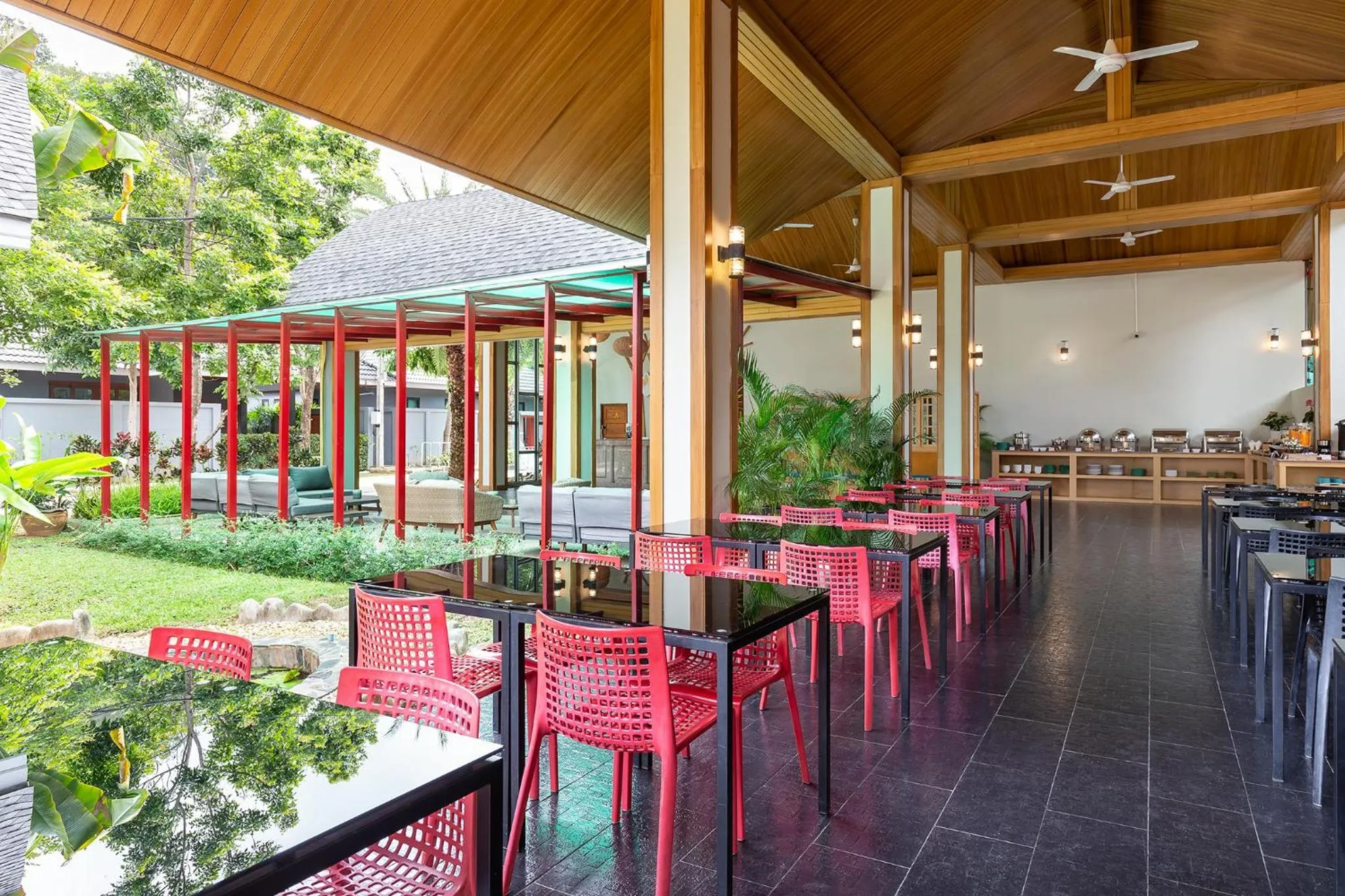 Restaurant/places to eat in Lady Naya Villas - SHA Extra Plus