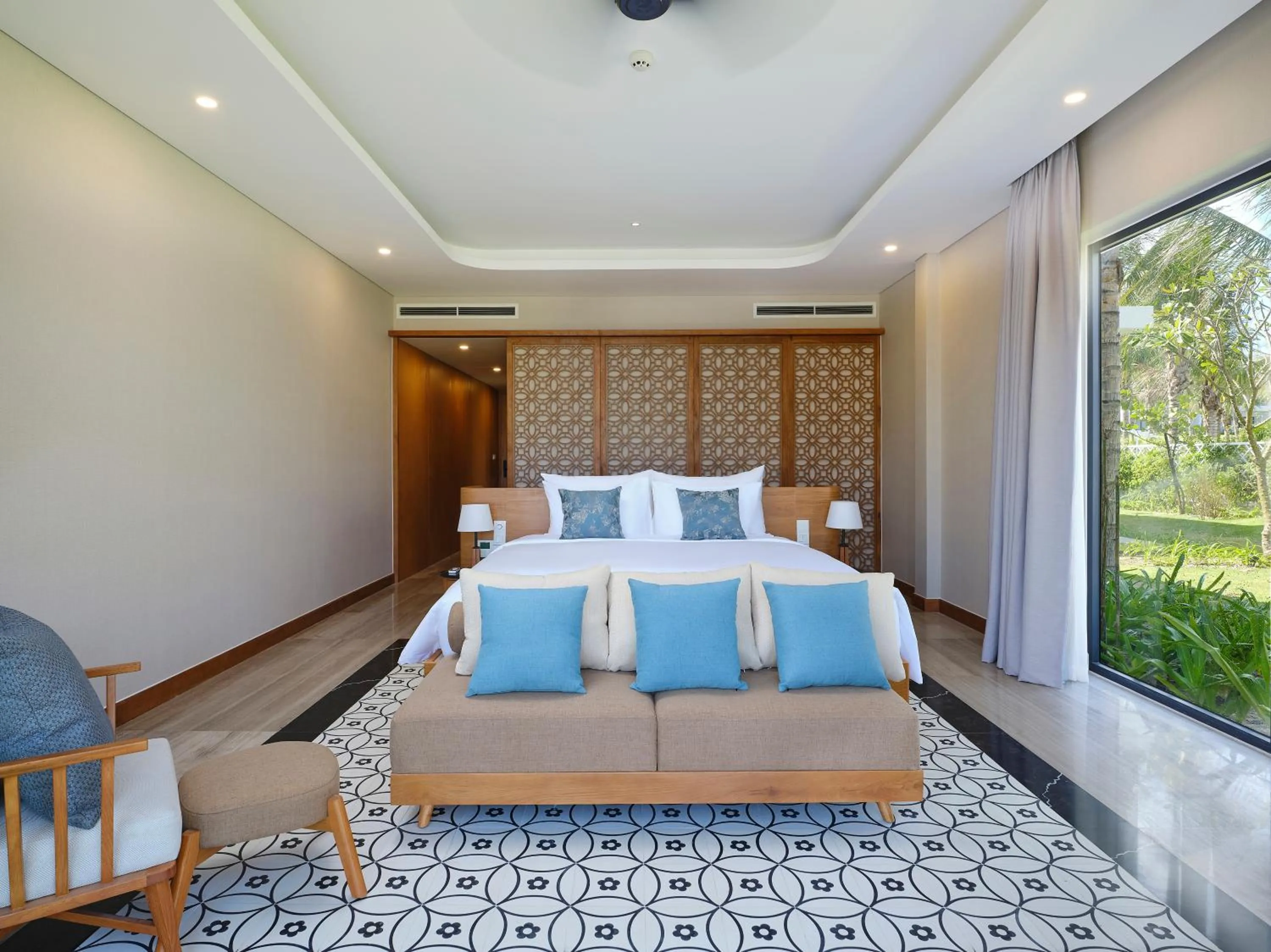 Bed in Selectum Noa Resort Cam Ranh