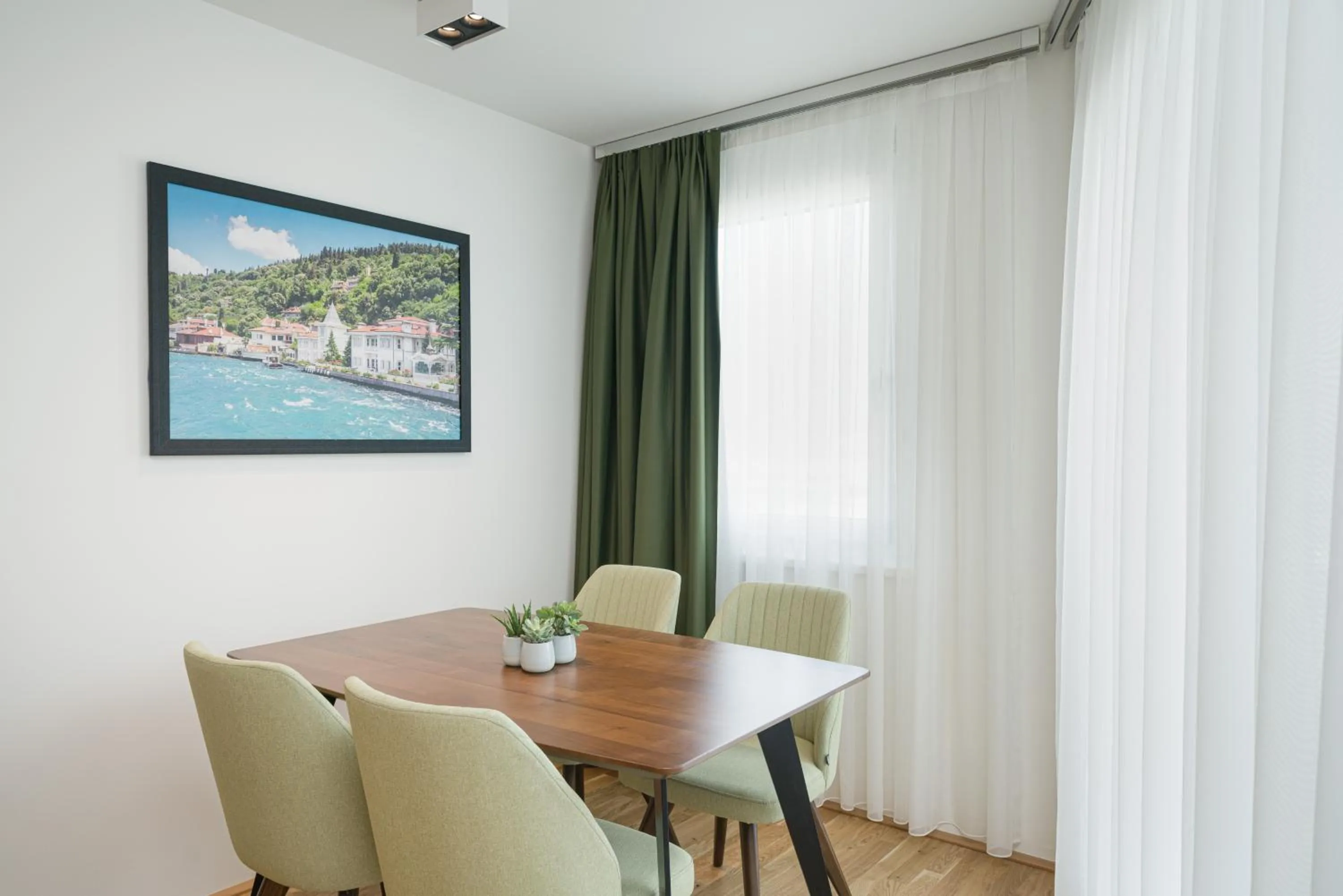Dining area in MyApartments Vienna