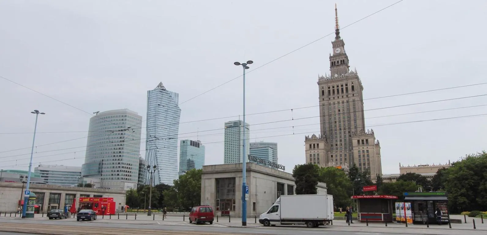 Neighbourhood in Chmielna 5 Rooms & Apartments