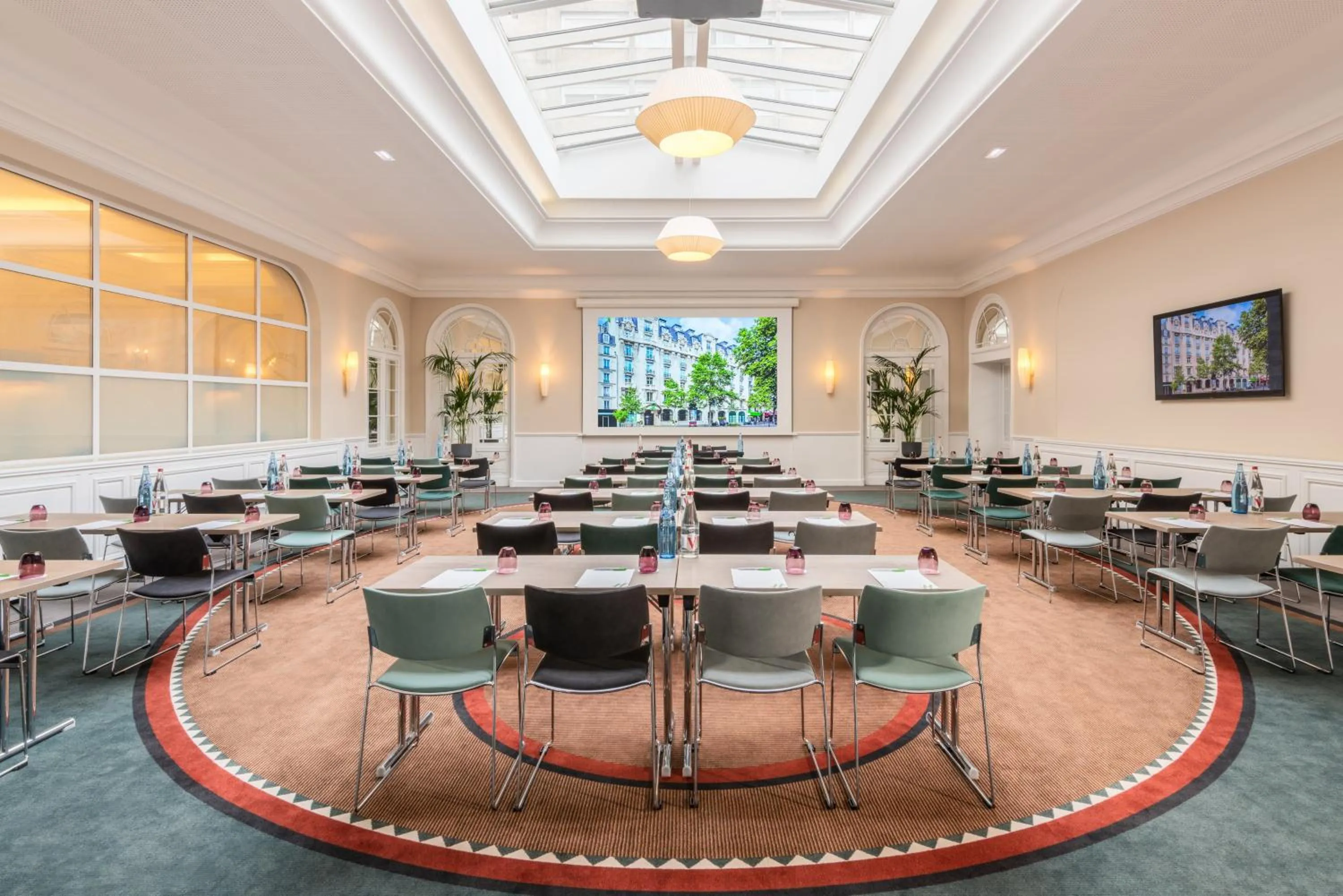 Meeting/conference room in Holiday Inn Paris - Gare de Lyon Bastille by IHG