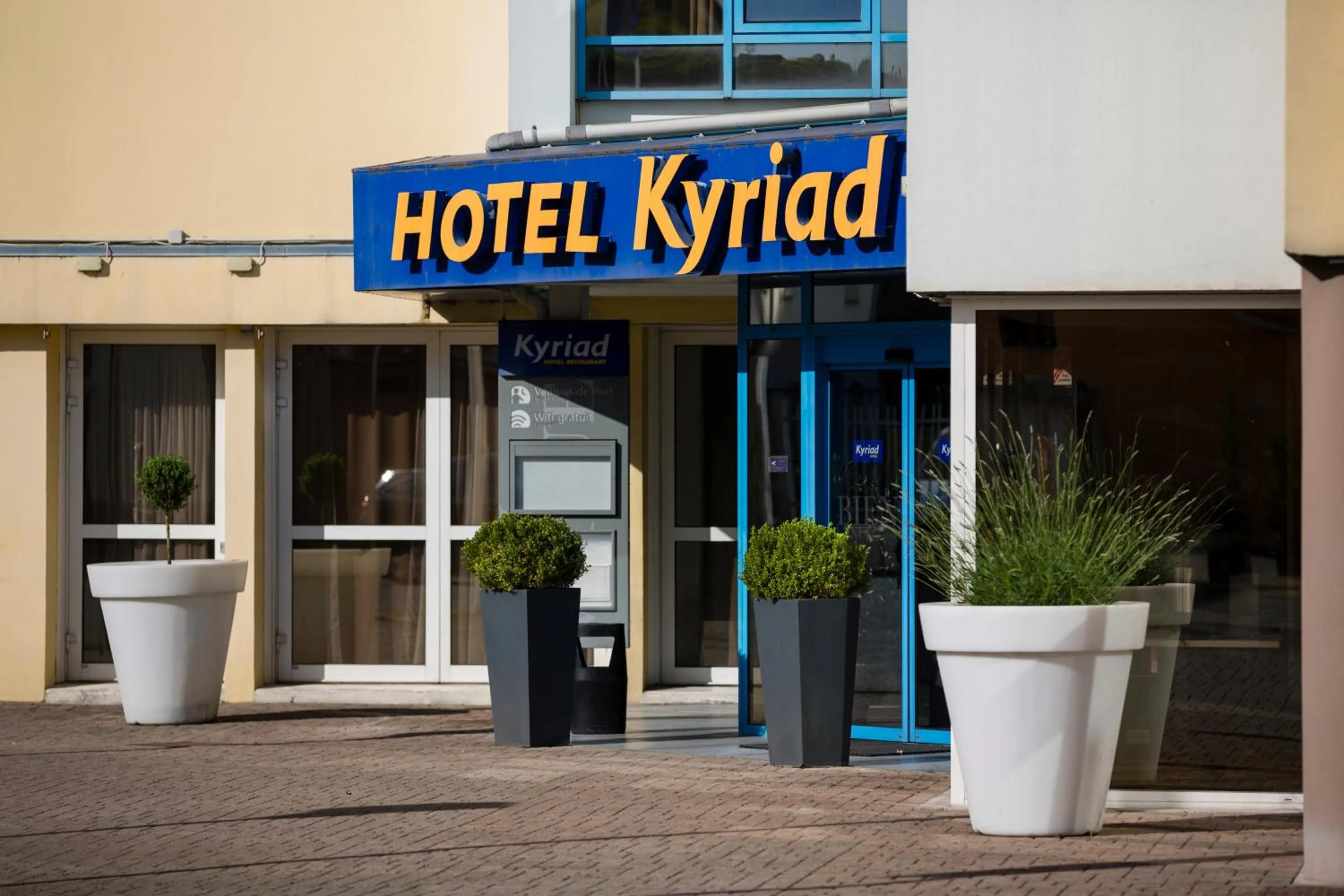 Property building in Kyriad Montbeliard Sochaux