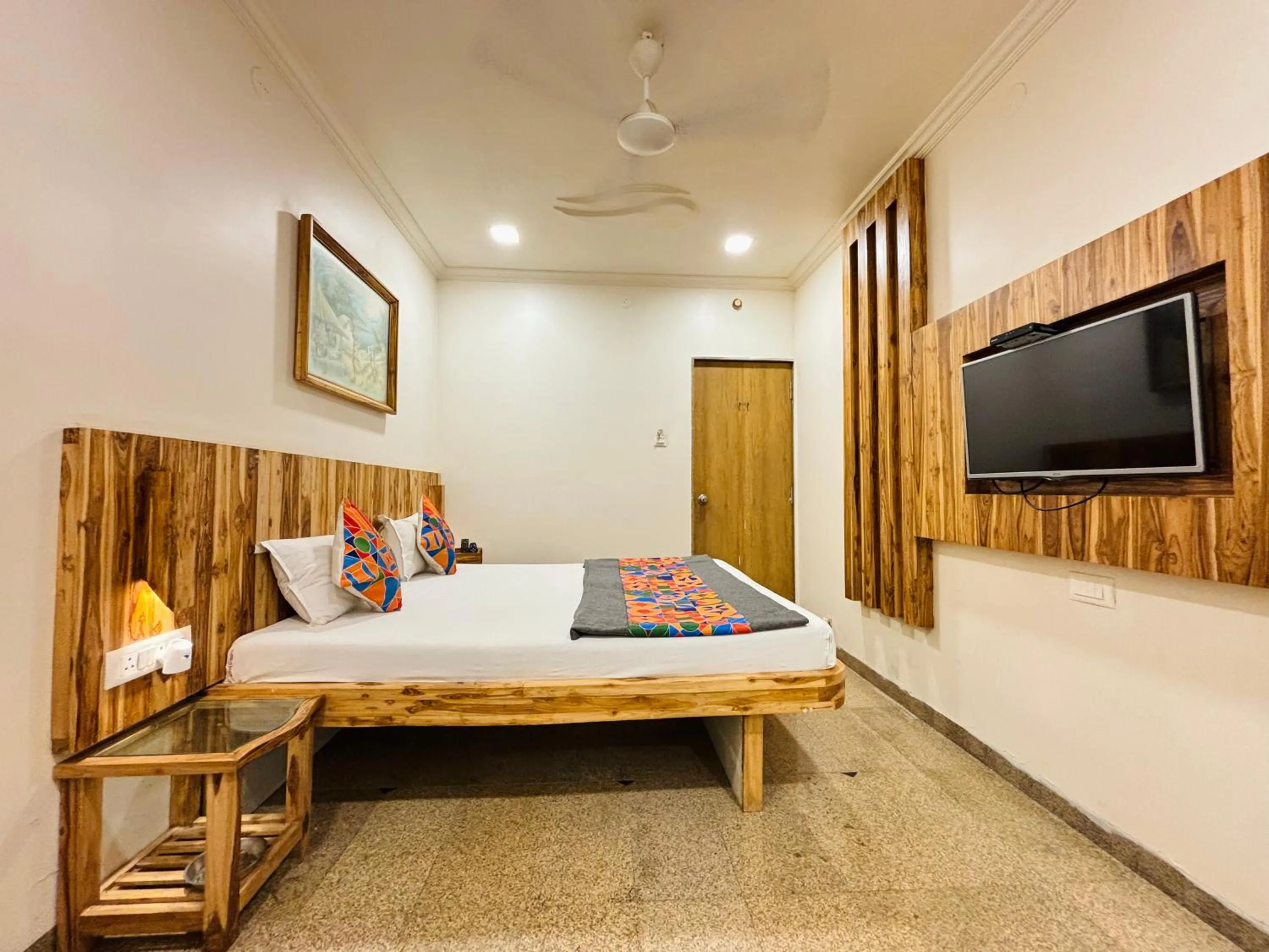 Bedroom, Bed in Hotel Regency