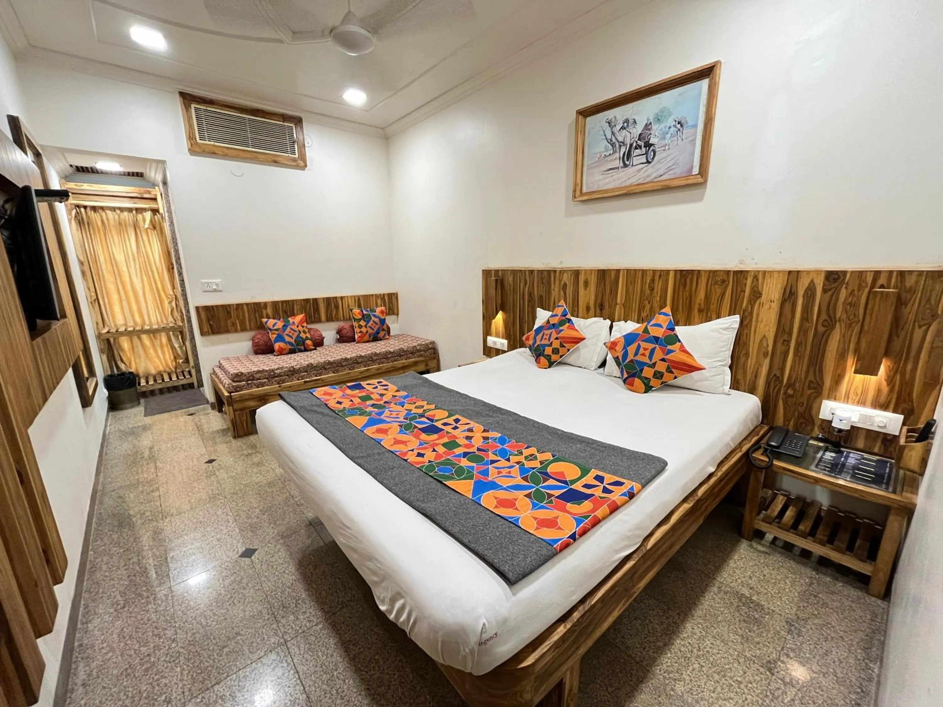 Bedroom, Bed in Hotel Regency